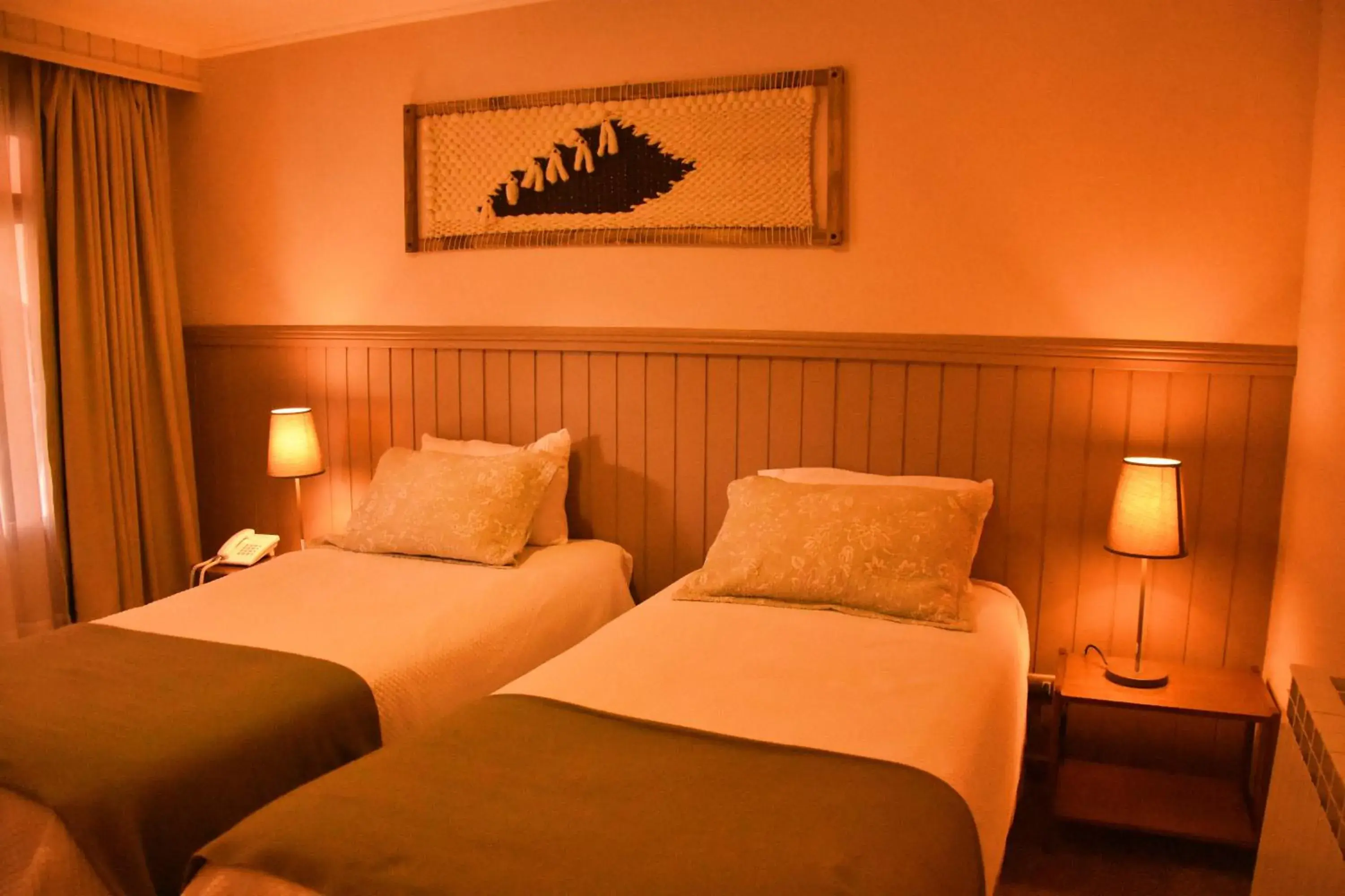 Photo of the whole room, Bed in Lady Florence Dixie Photo of the whole room, Bed in Lady Florence Dixie