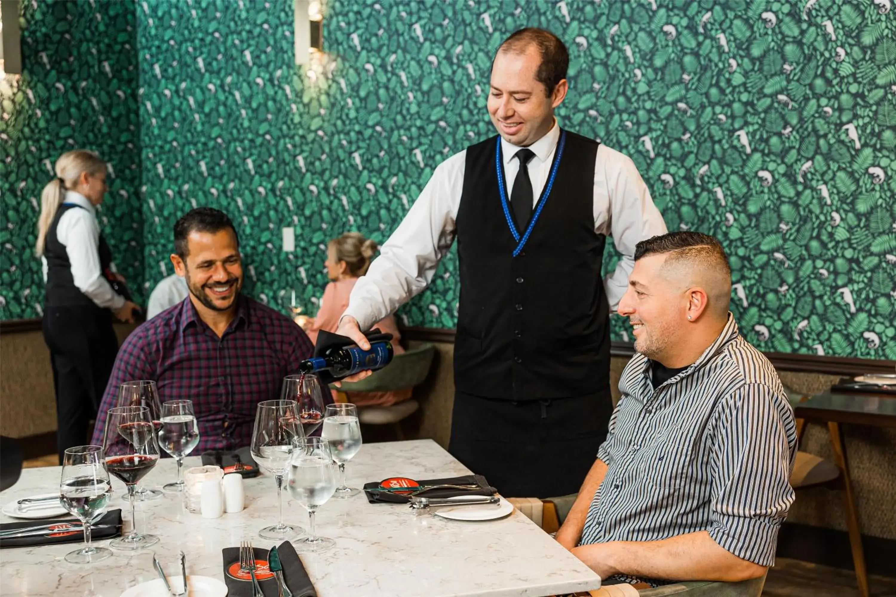 Restaurant/places to eat in Hilton Niagara Falls/ Fallsview Hotel and Suites Restaurant/places to eat in Hilton Niagara Falls/ Fallsview Hotel and Suites