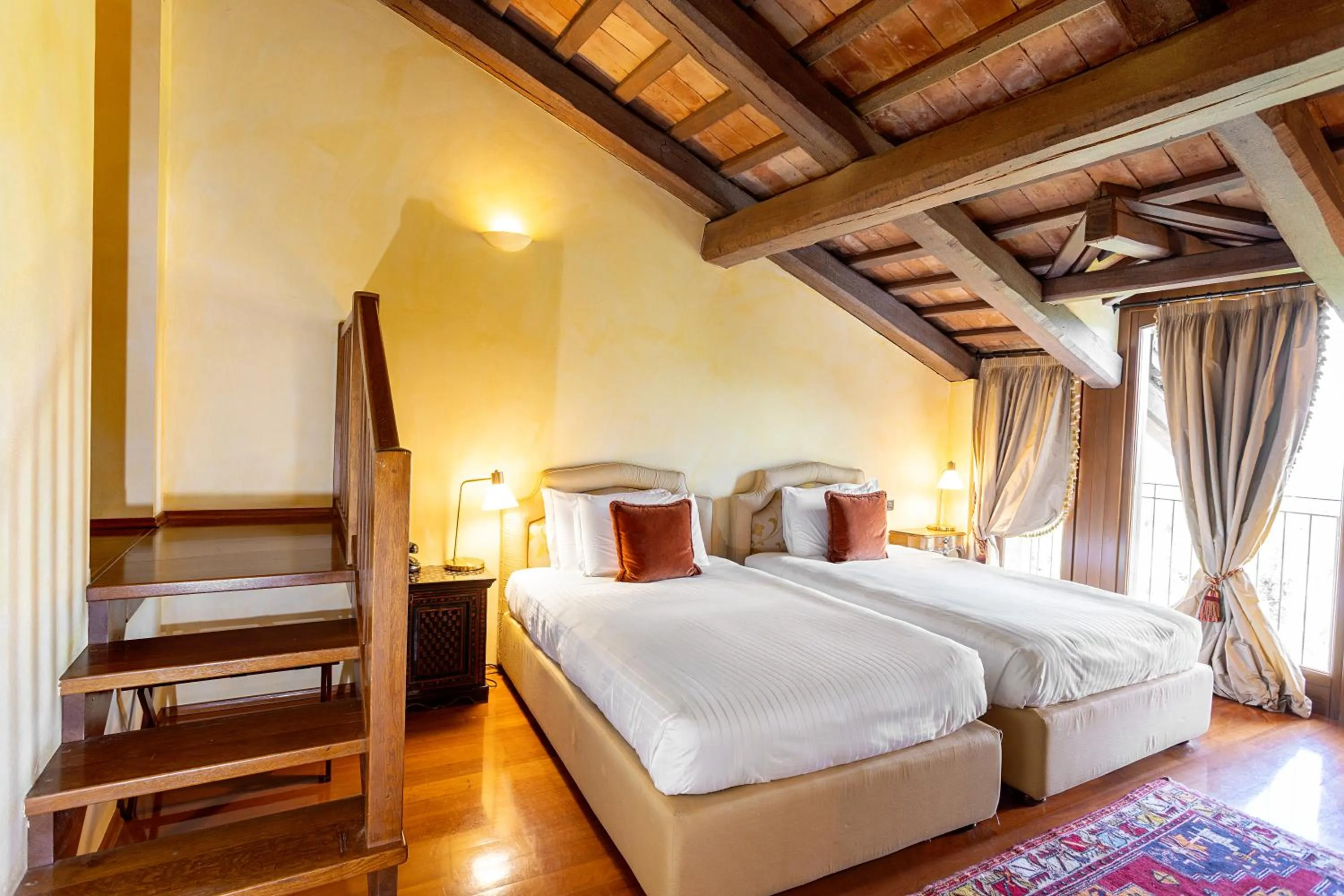 Bed in Hotel Casa Pavesi