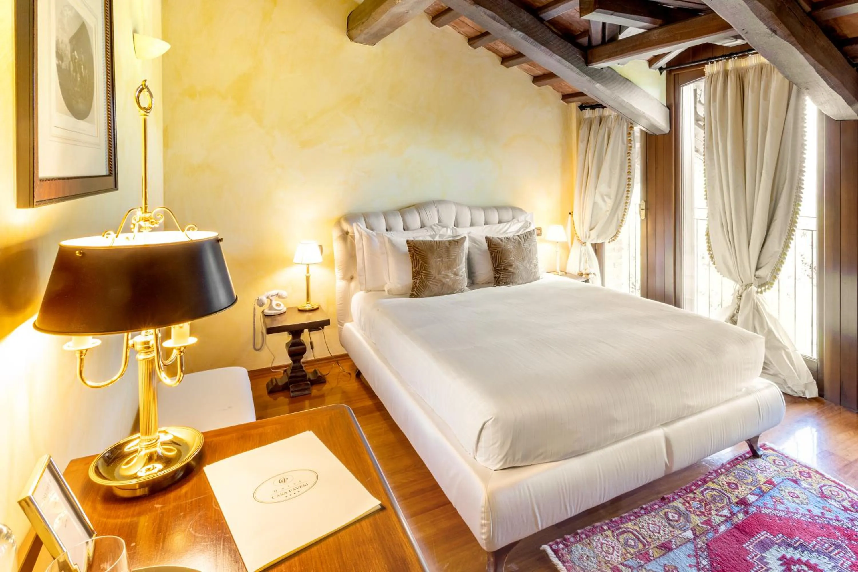 Bed in Hotel Casa Pavesi