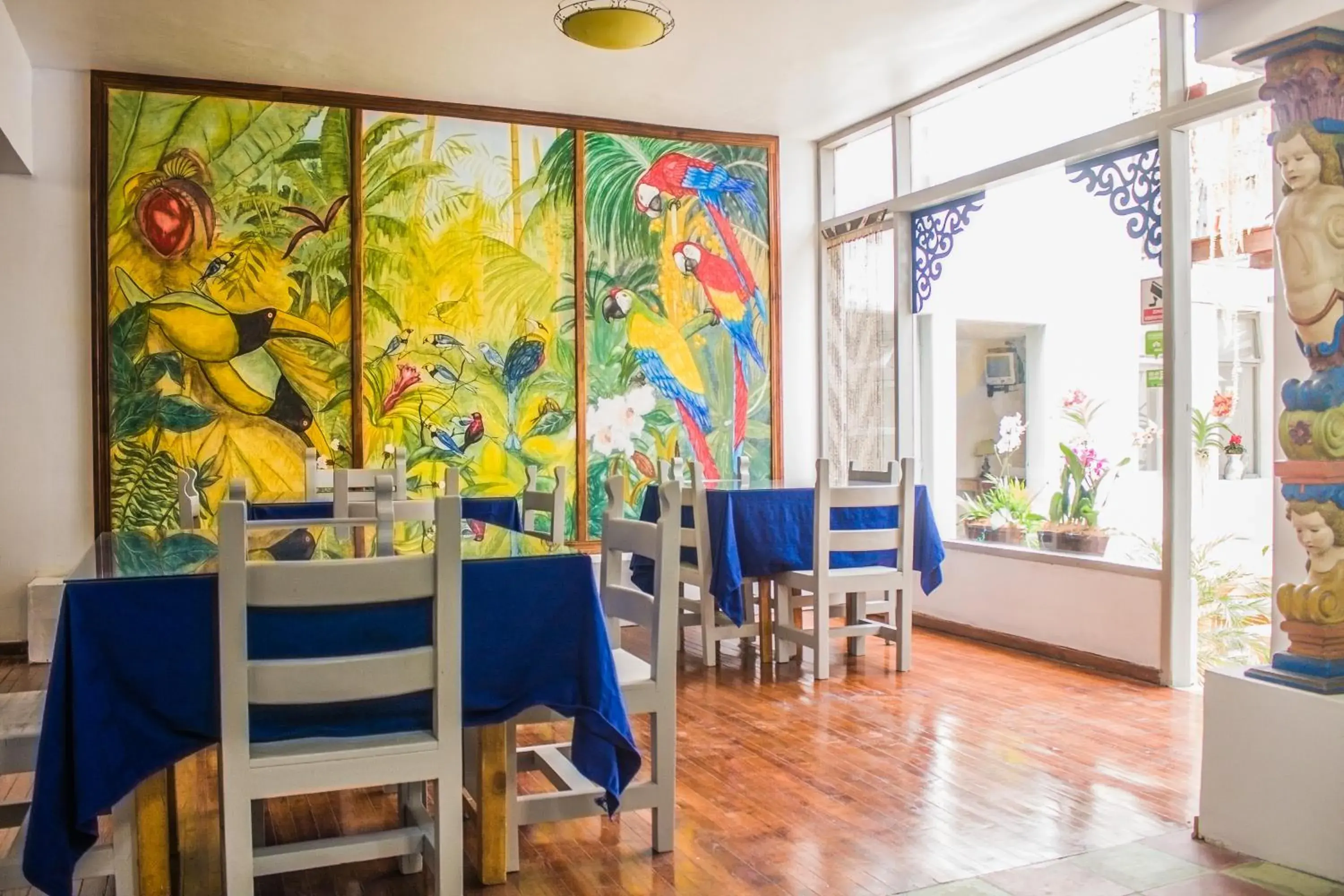 Restaurant/places to eat in Hostal Posada del Maple Restaurant/places to eat in Hostal Posada del Maple