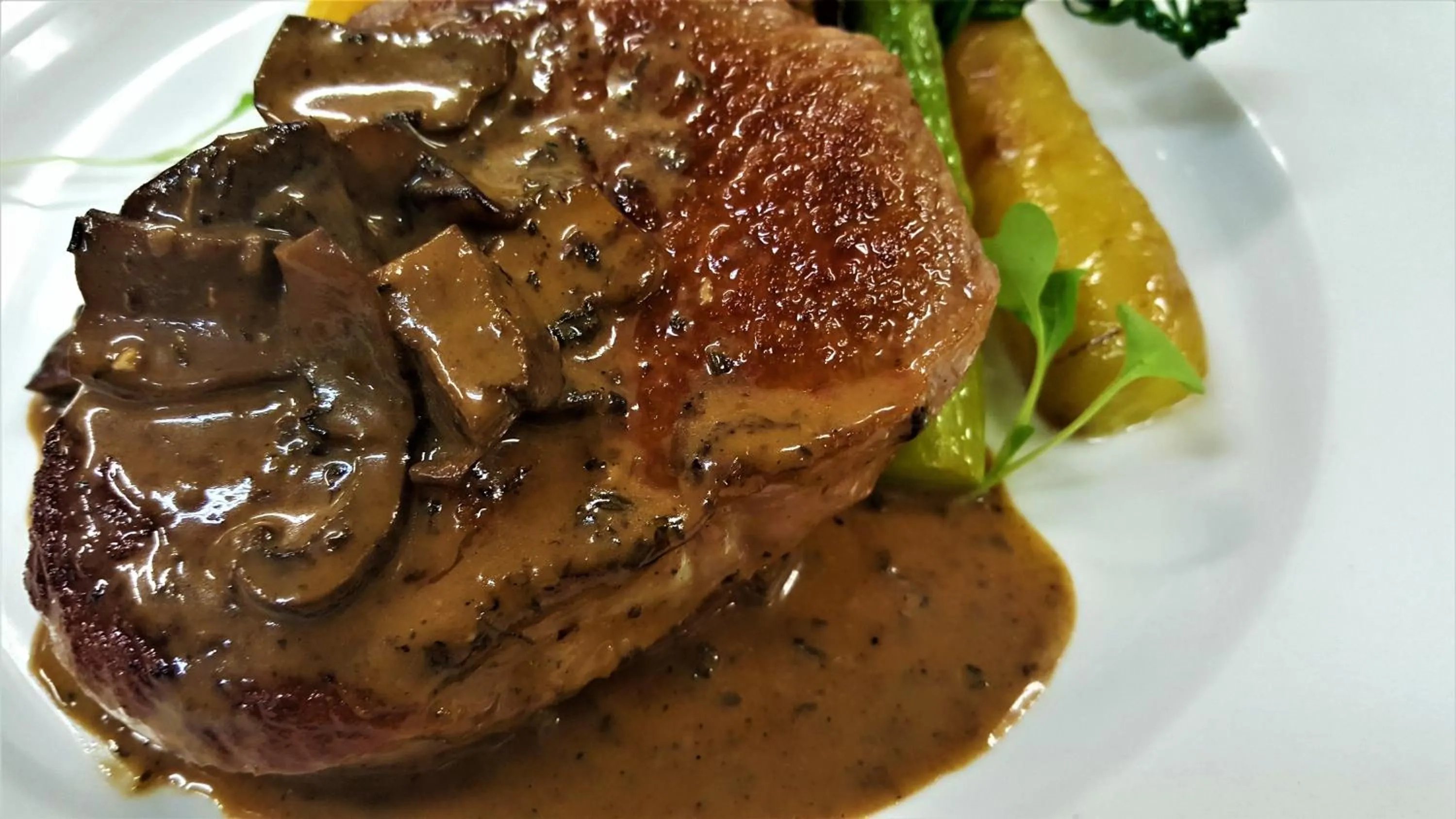 Food close-up in L'Oasis de l'Île