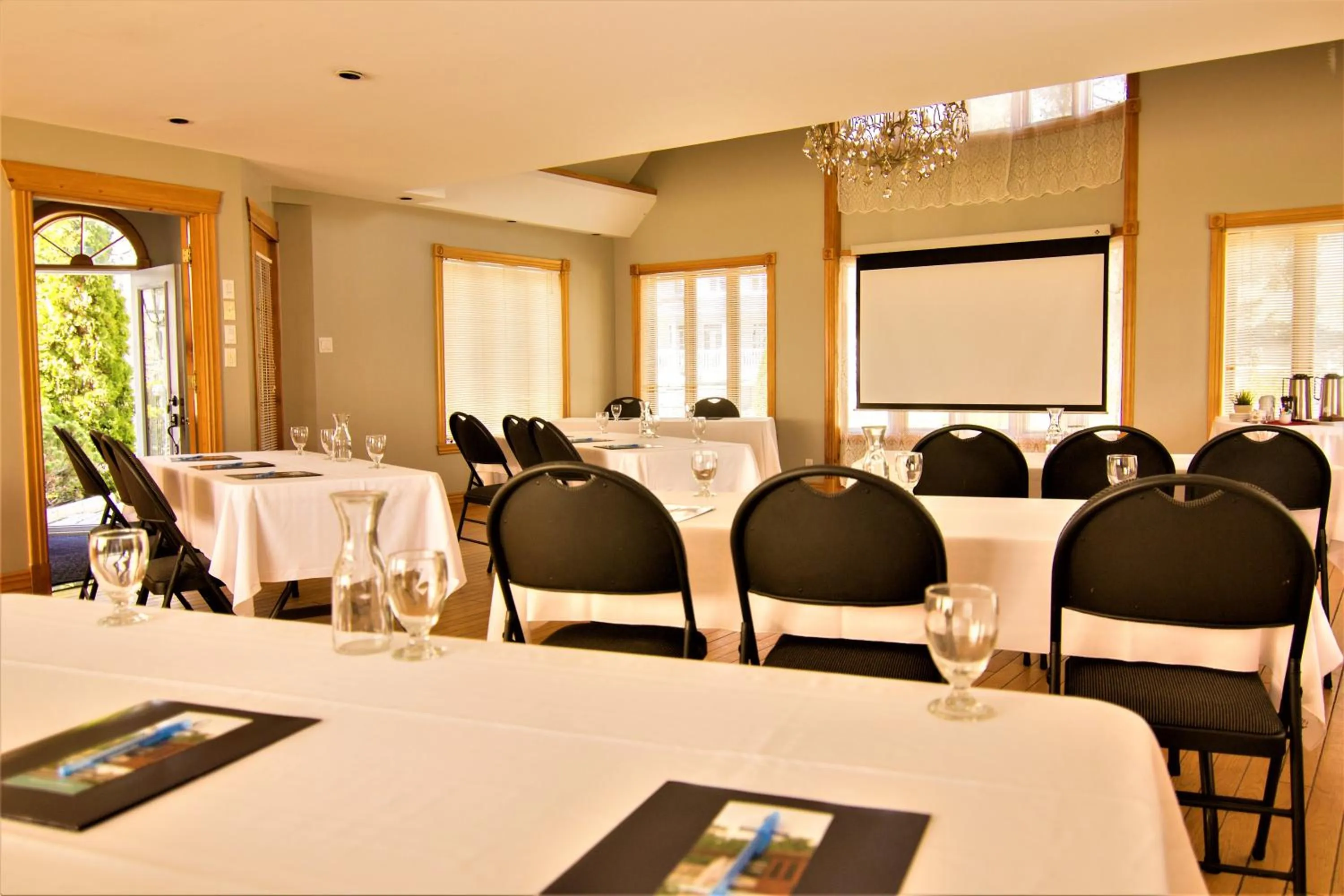 Banquet/Function facilities in L'Oasis de l'Île