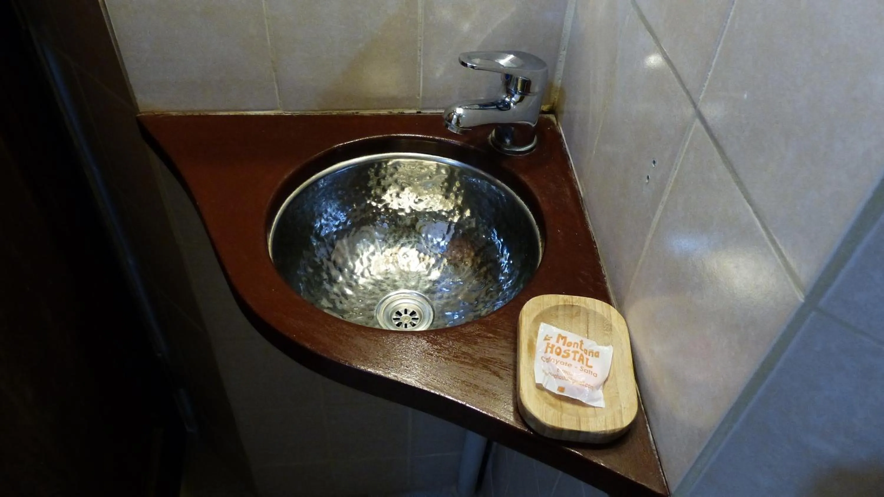 Bathroom in La Montaña B&B