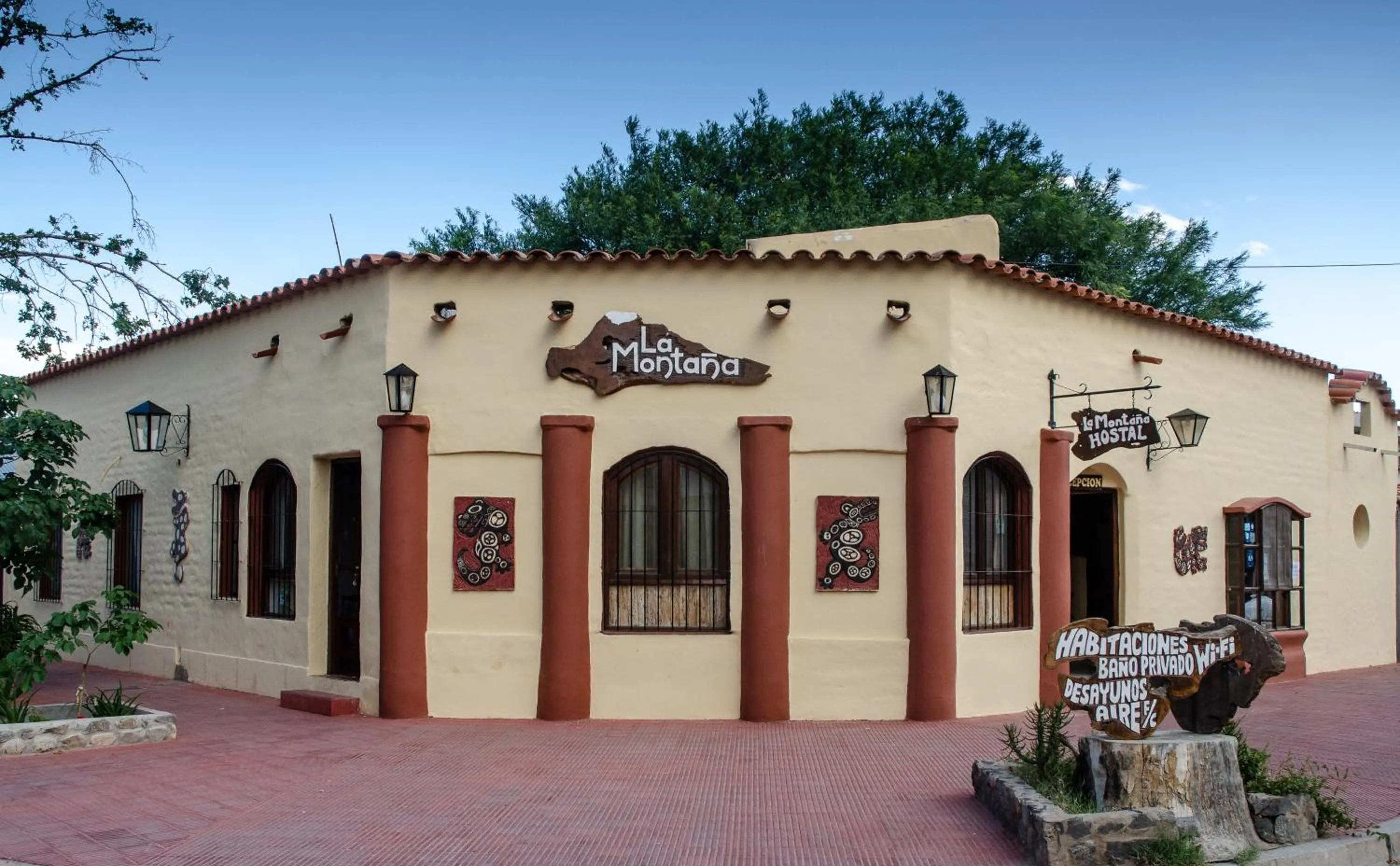 Property building in La Montaña B&B