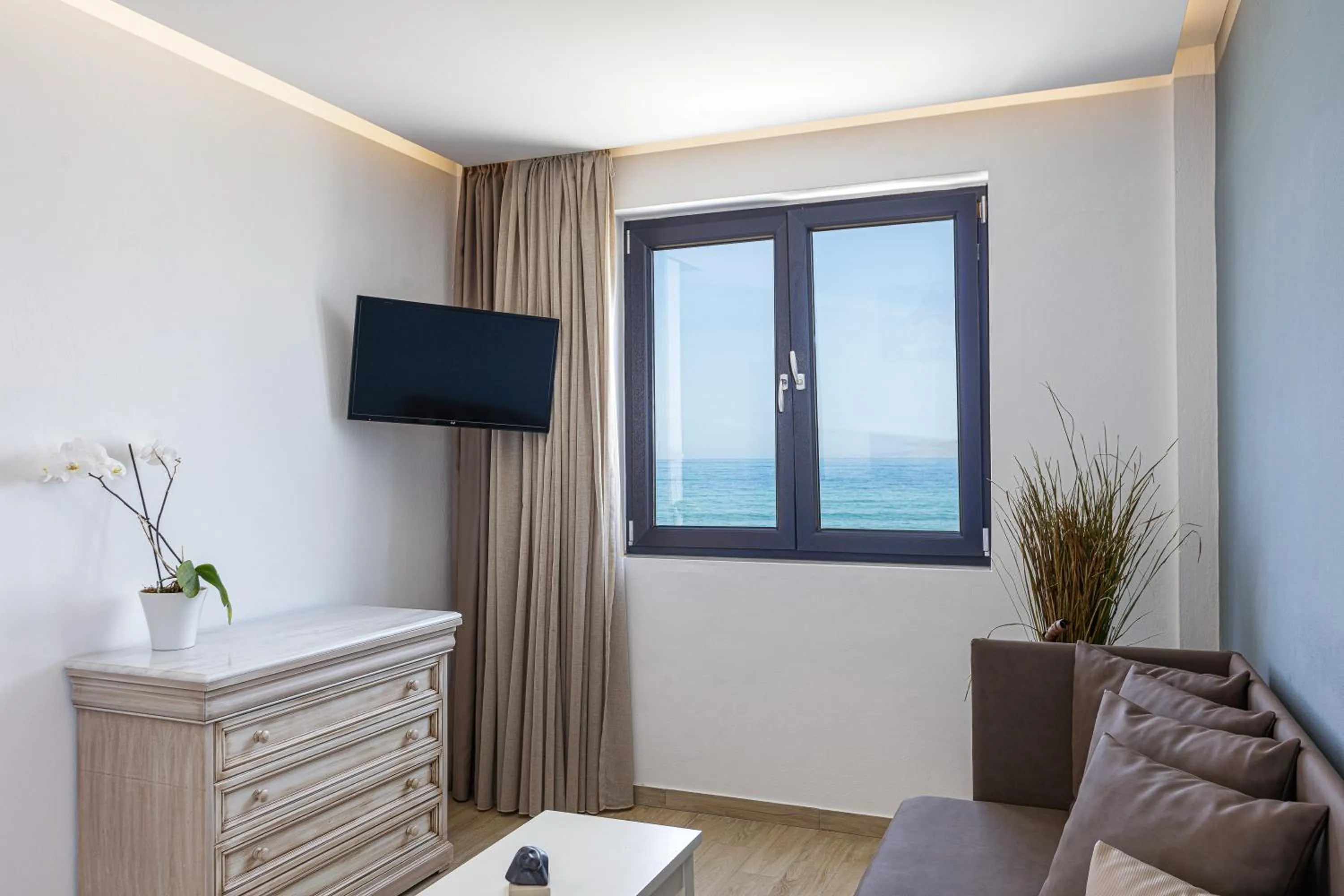 Golden Bay Boutique Hotel & Bungalows