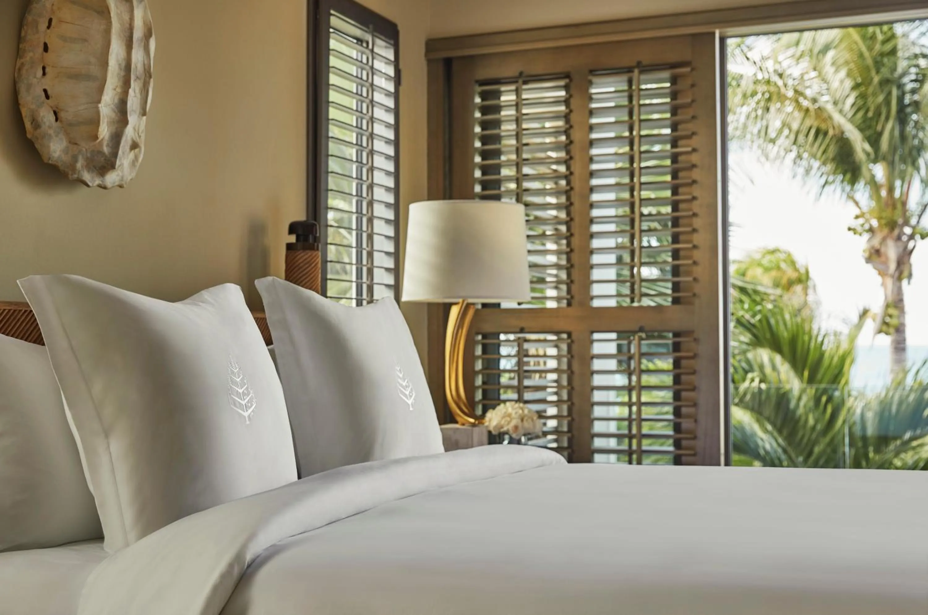Bedroom, Bed in Four Seasons Resort and Residences Anguilla