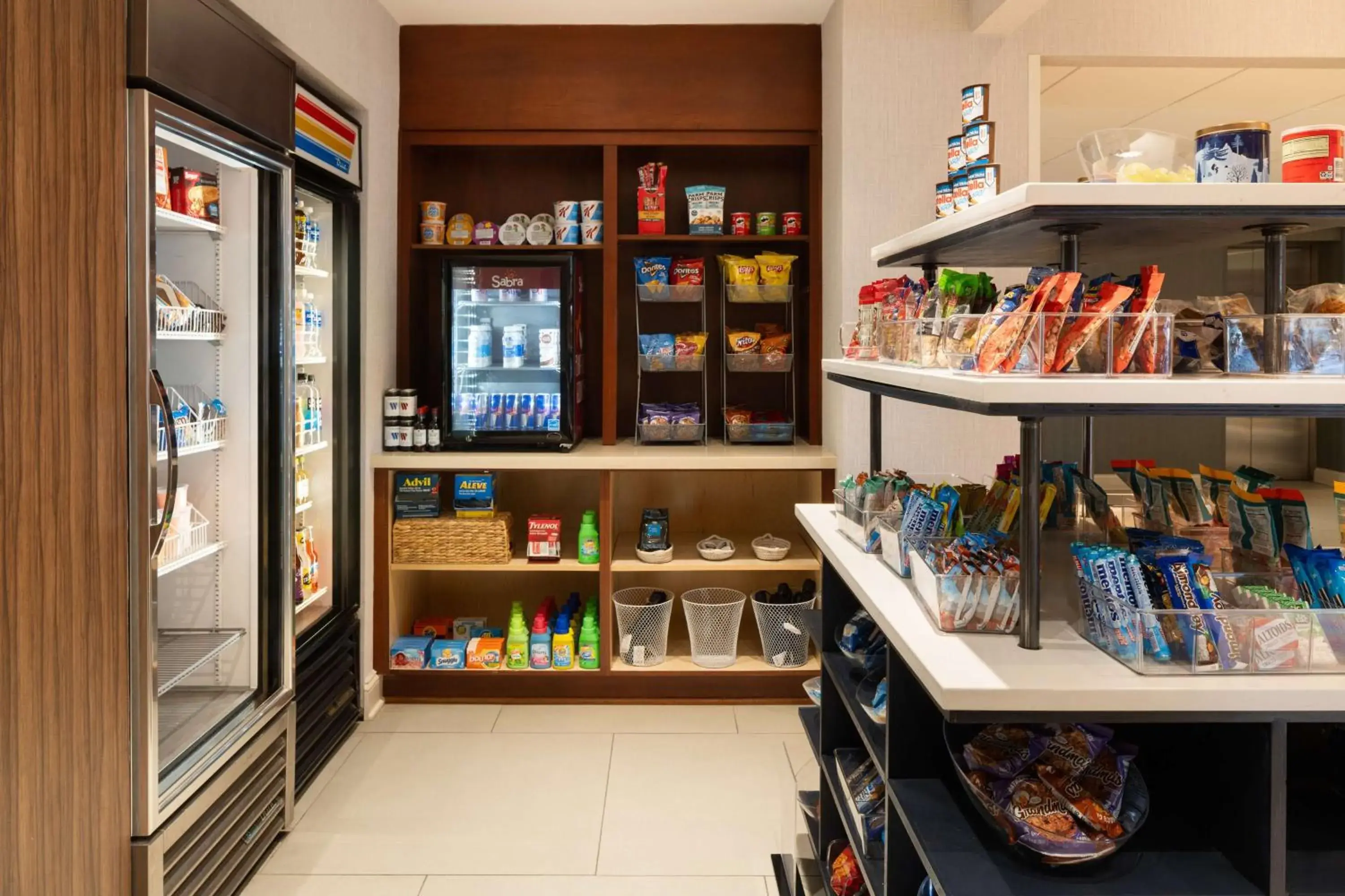 Restaurant/places to eat in DoubleTree By Hilton Baltimore North Pikesville Restaurant/places to eat in DoubleTree By Hilton Baltimore North Pikesville