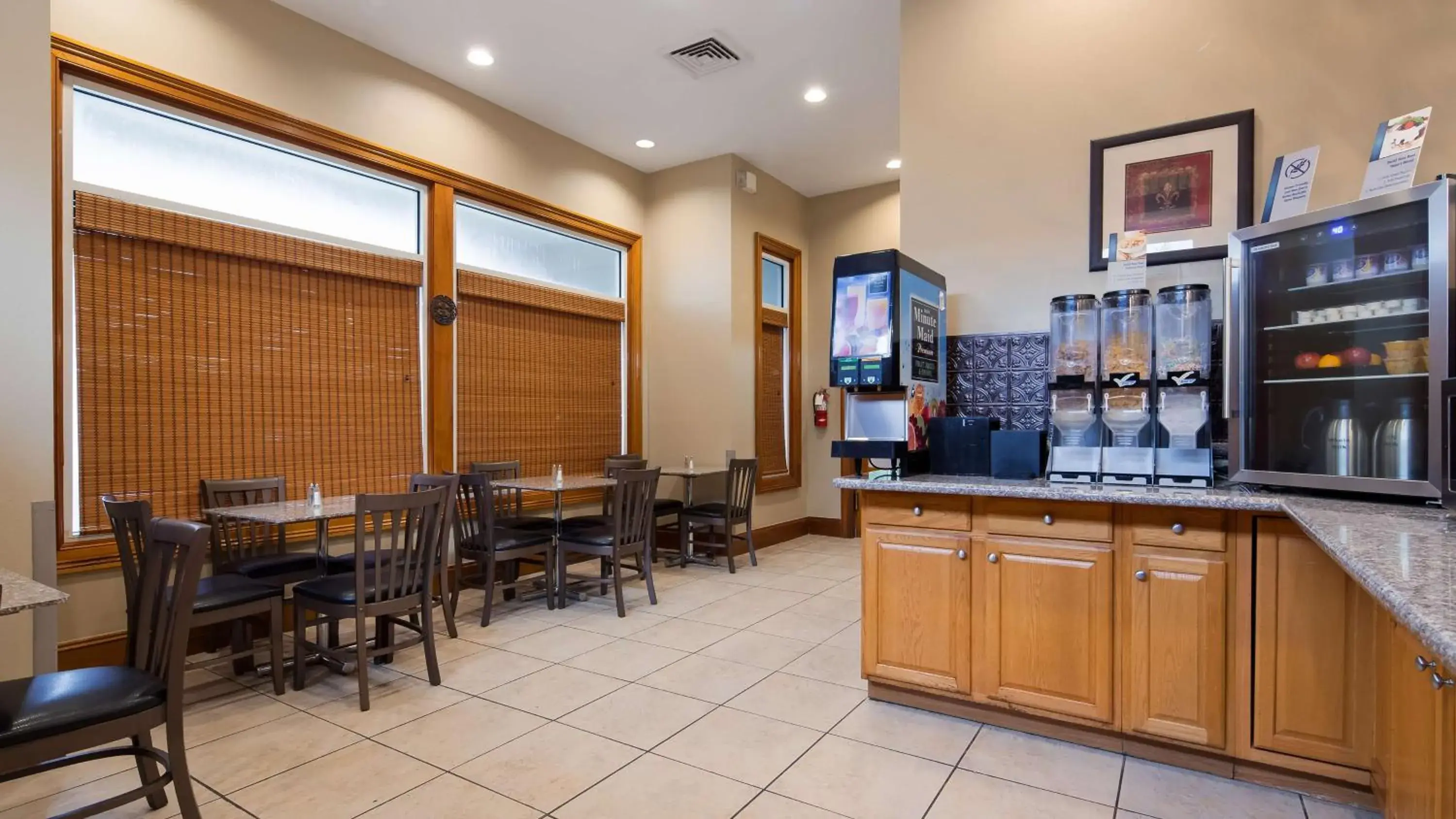 Breakfast in SureStay Plus by Best Western Covington Breakfast in SureStay Plus by Best Western Covington