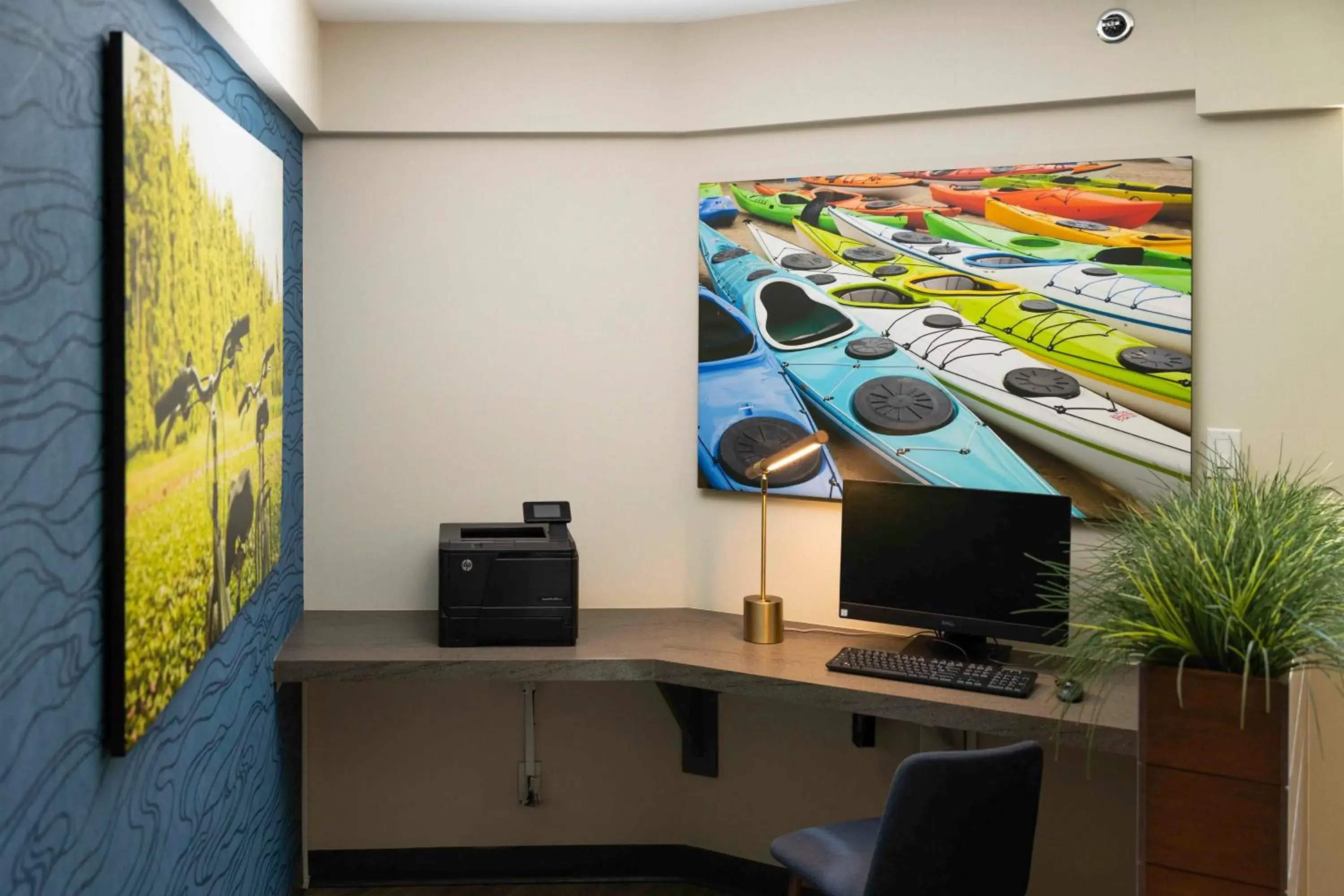 Lobby or reception in Accent Inns Burnaby Lobby or reception in Accent Inns Burnaby