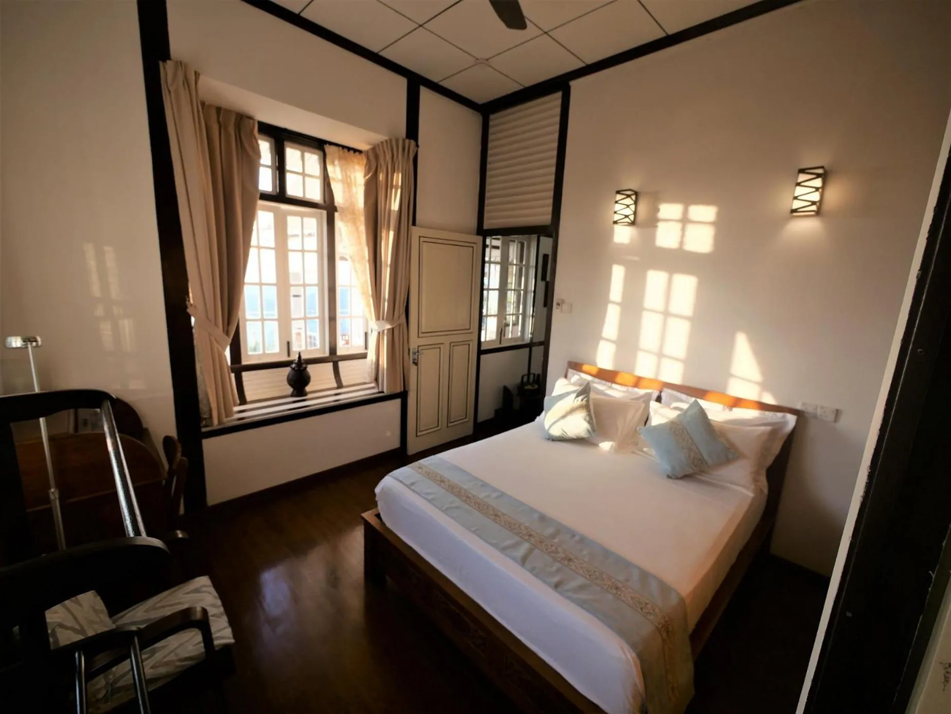 Bed in Hickory Penang Hill