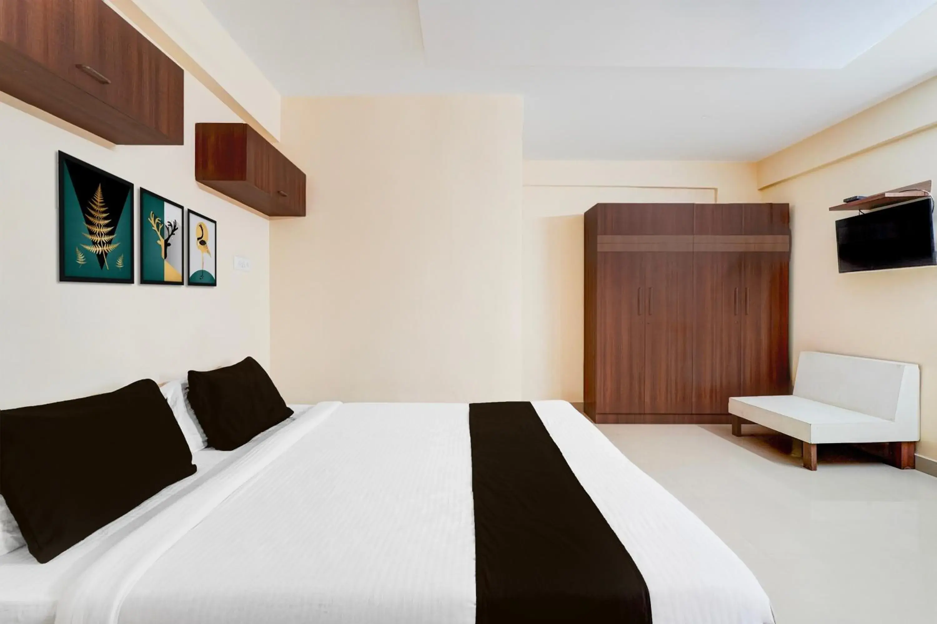 Bedroom, Bed in Super Hotel O Bellandur Bangalore Bedroom, Bed in Super Hotel O Bellandur Bangalore