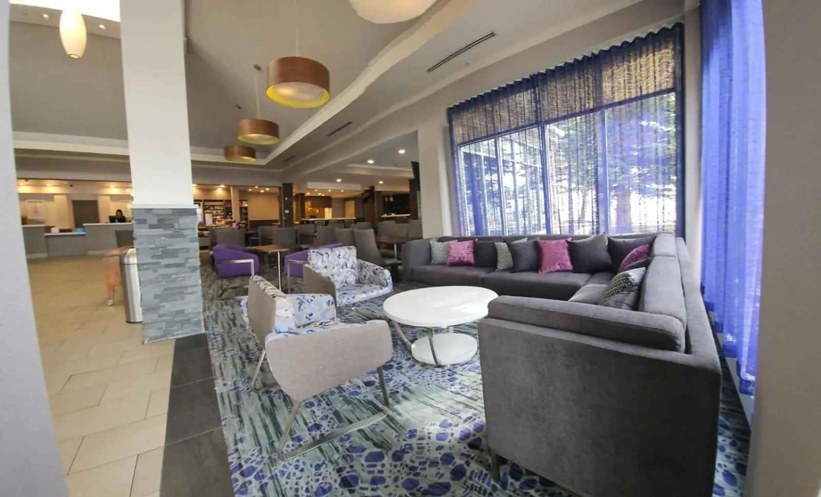 Lobby or reception in Hilton Garden Inn Calgary Airport