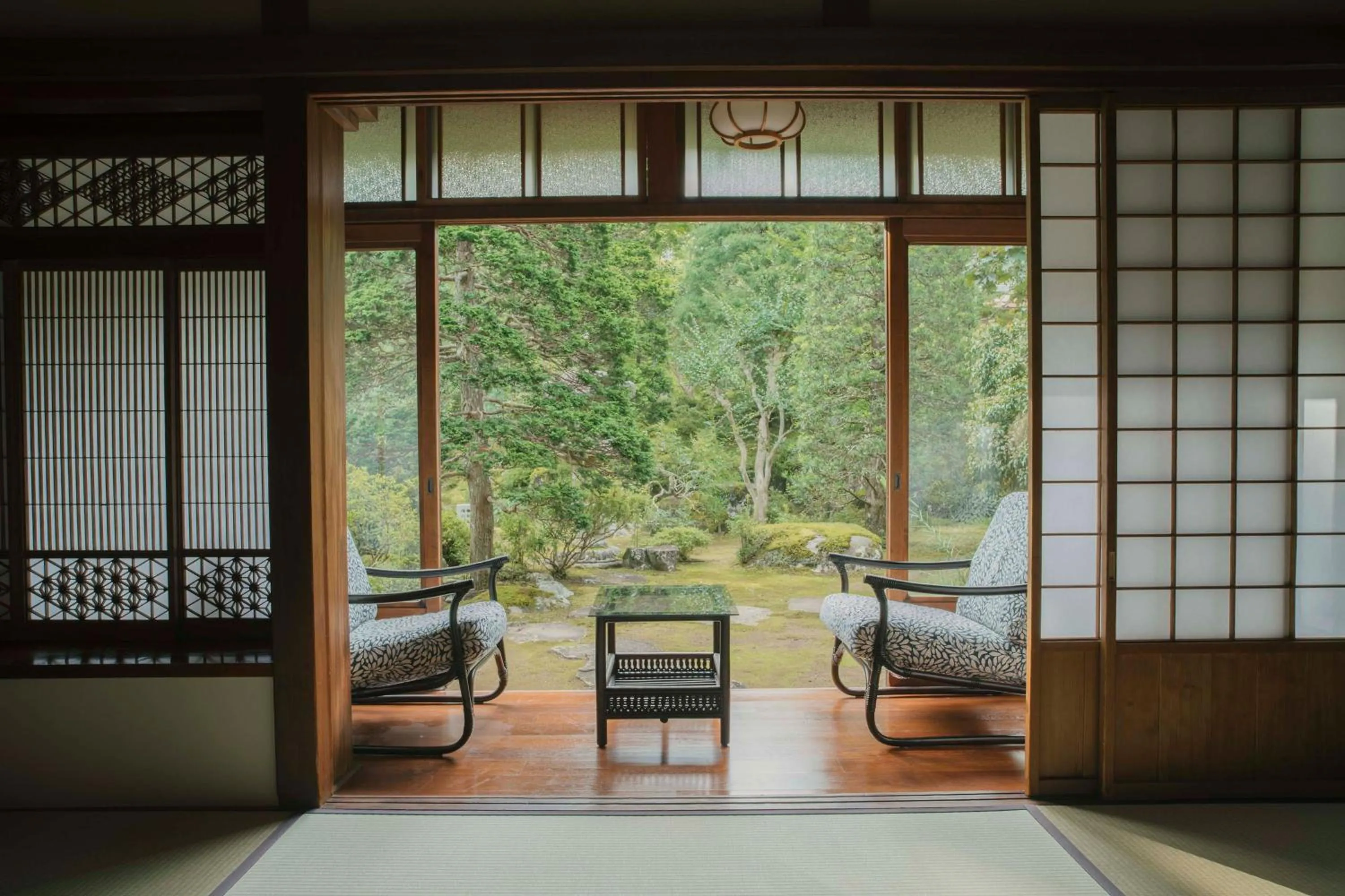 Photo of the whole room in Ochiairo