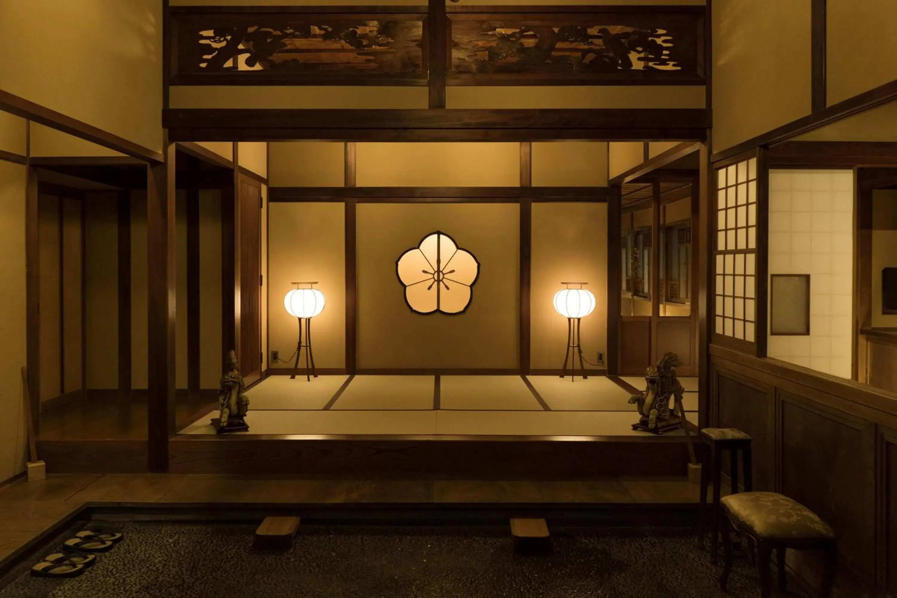 Decorative detail, Bed in Ochiairo Decorative detail, Bed in Ochiairo