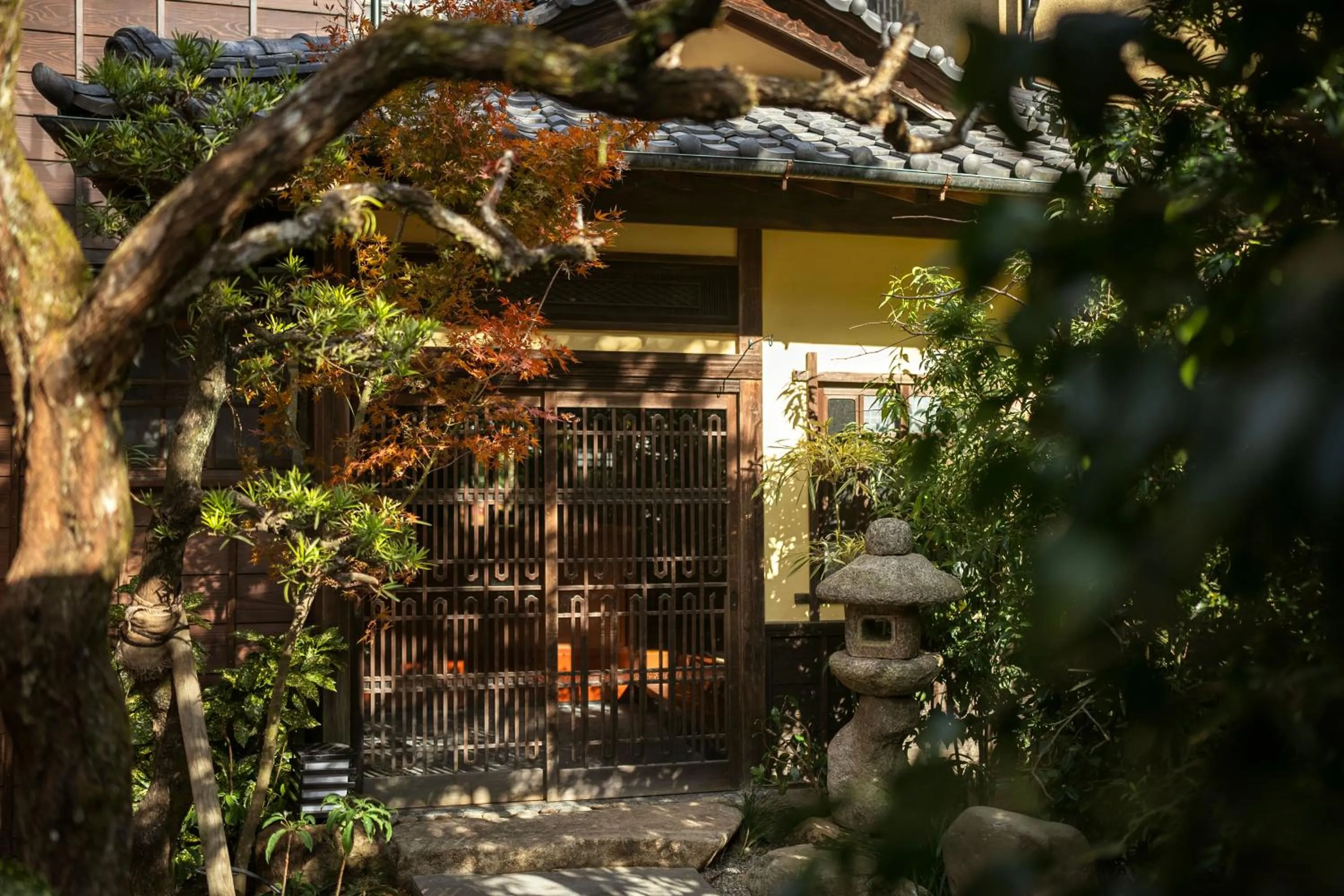 Facade/entrance in Ochiairo