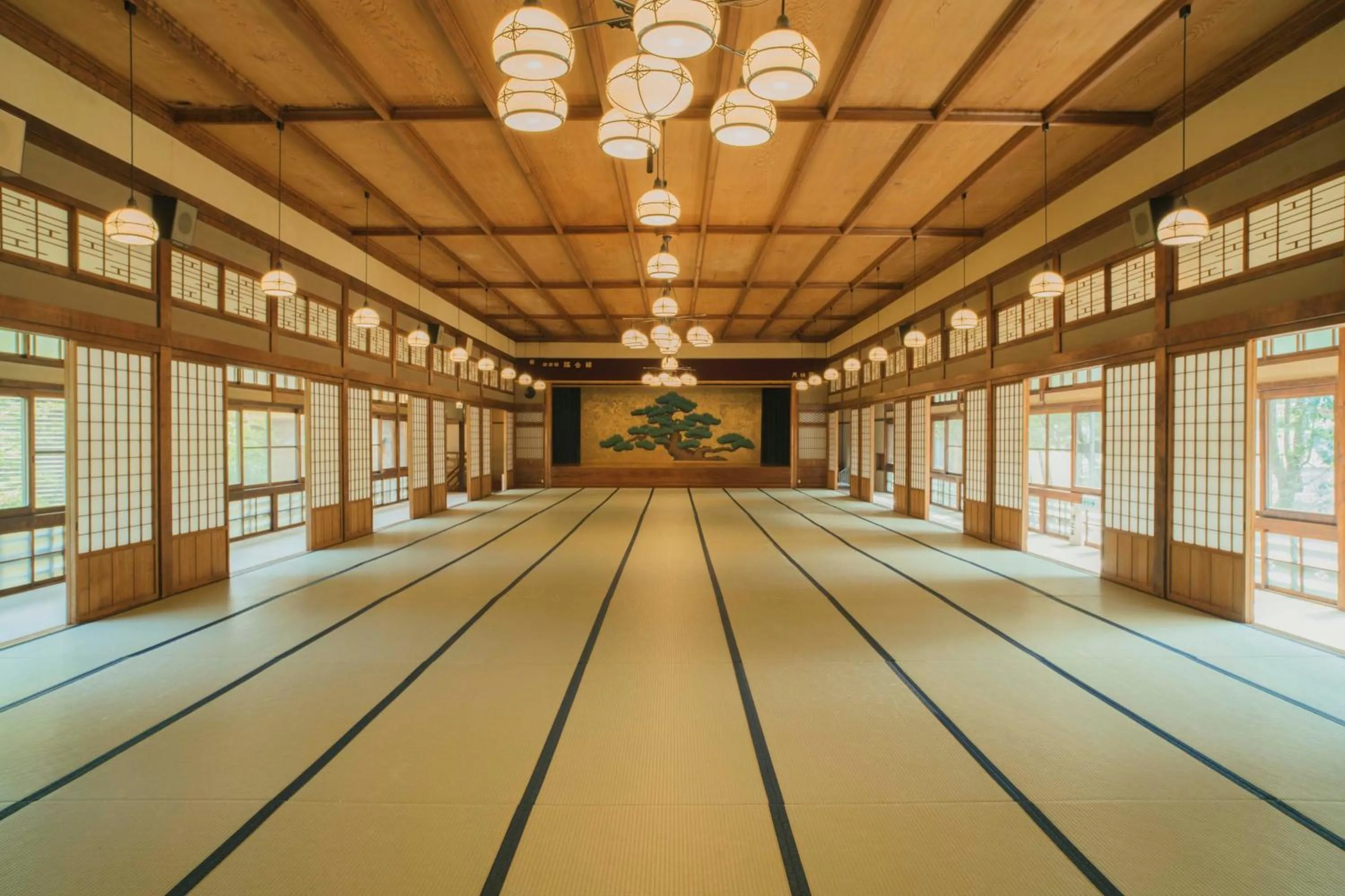 Banquet/Function facilities in Ochiairo