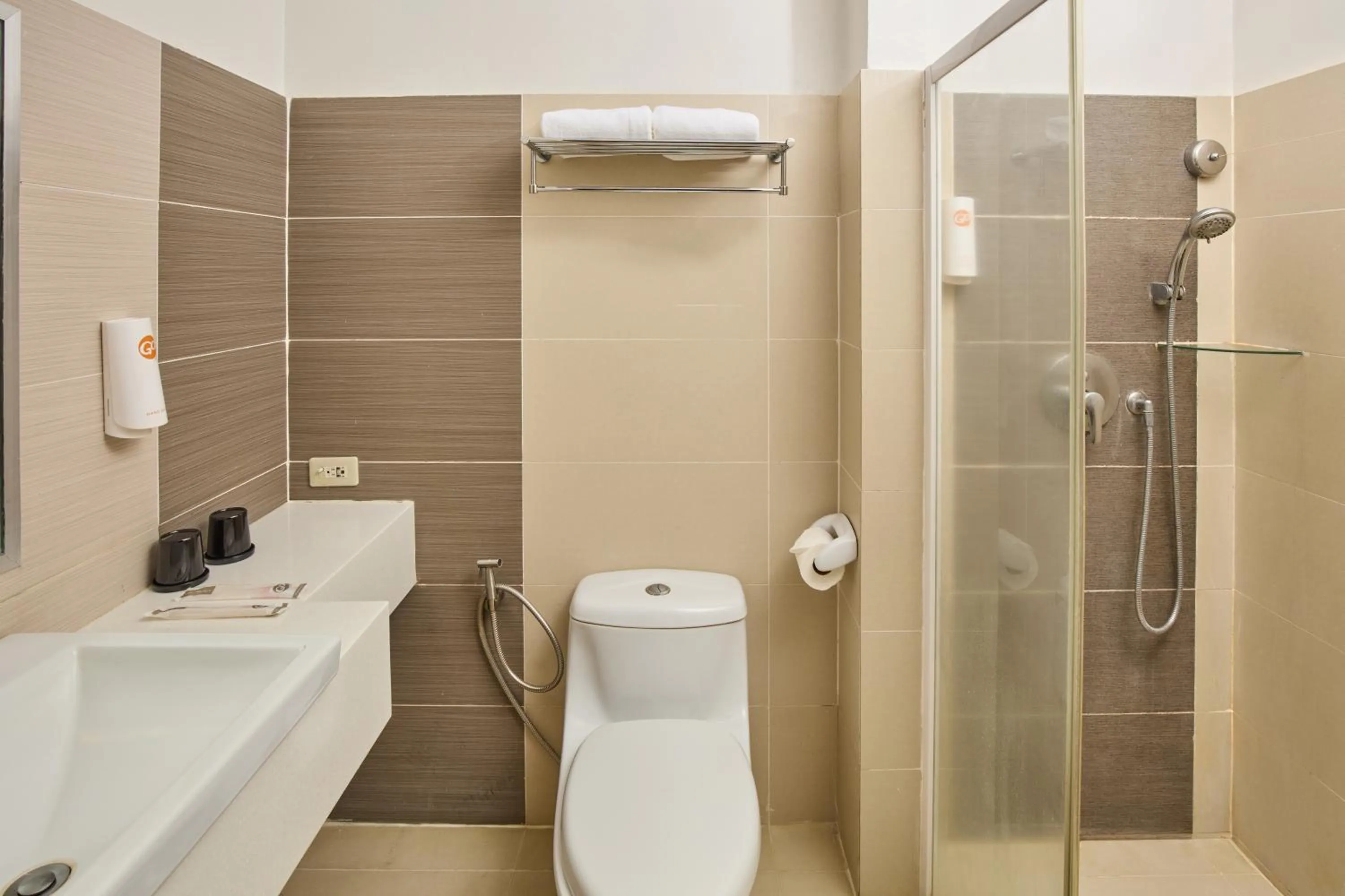 Bathroom in Go Hotels Puerto Princesa