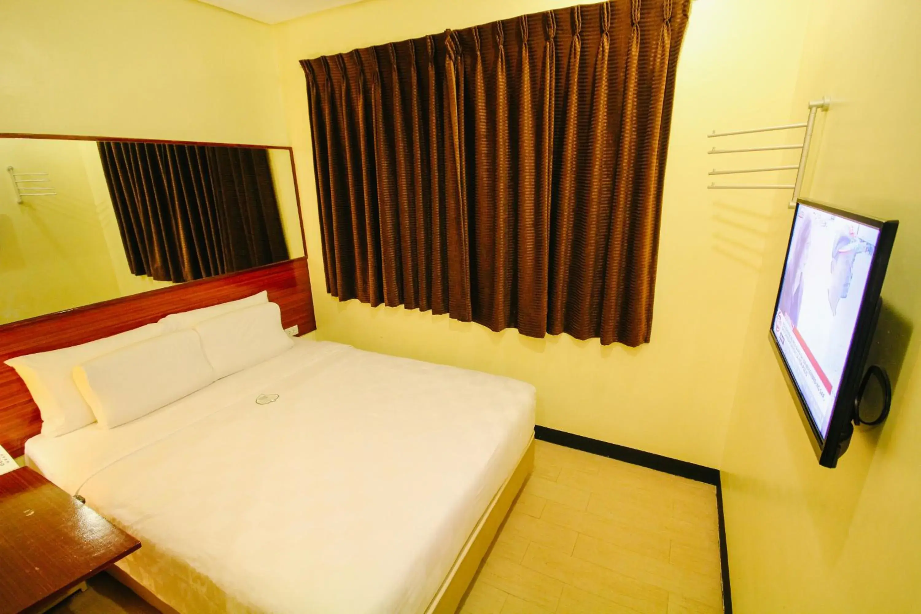 Bed in Go Hotels Tacloban Bed in Go Hotels Tacloban