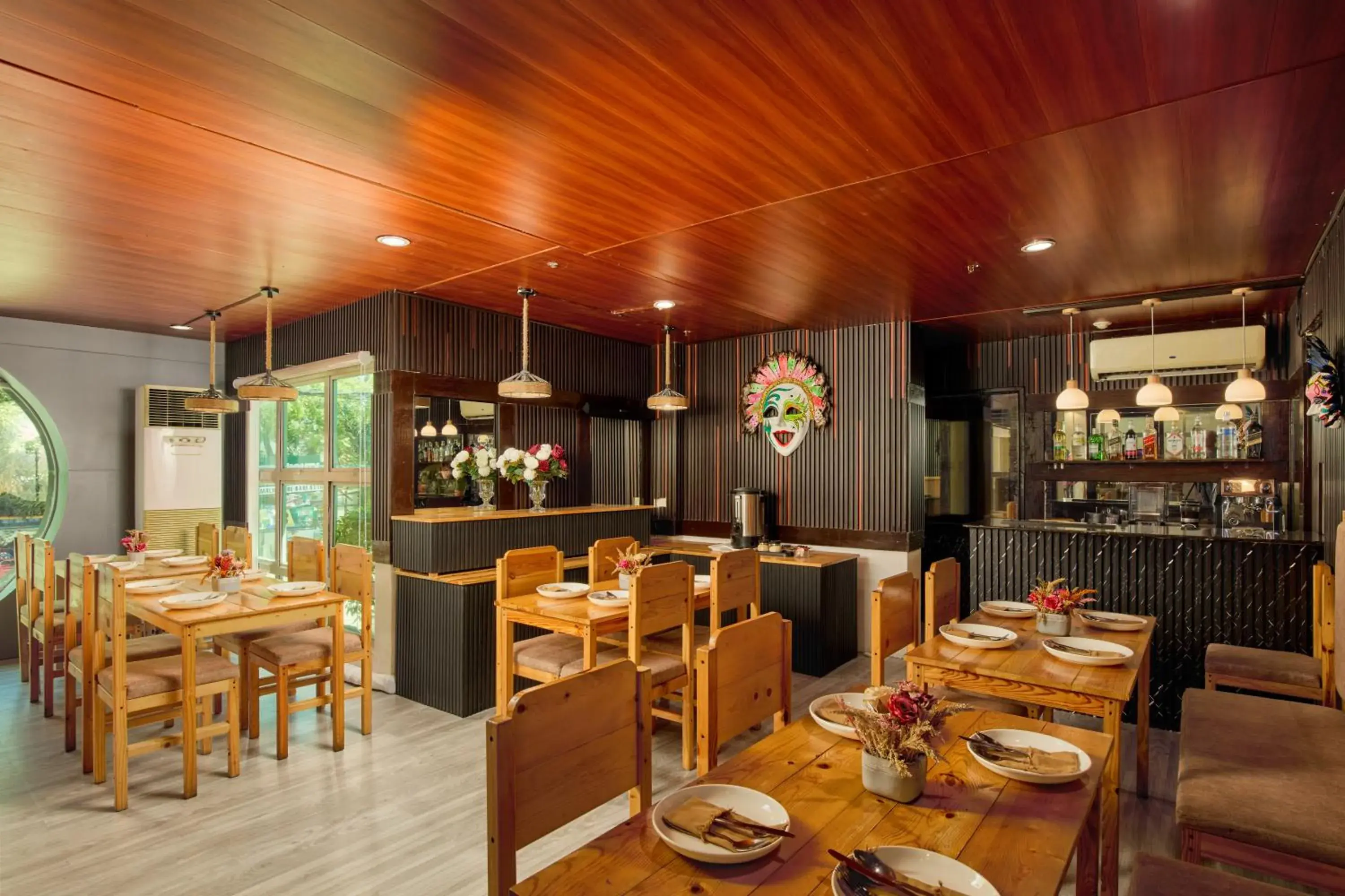 Restaurant/places to eat in Go Hotels Plus Bacolod - Newly Renovated Restaurant/places to eat in Go Hotels Plus Bacolod - Newly Renovated