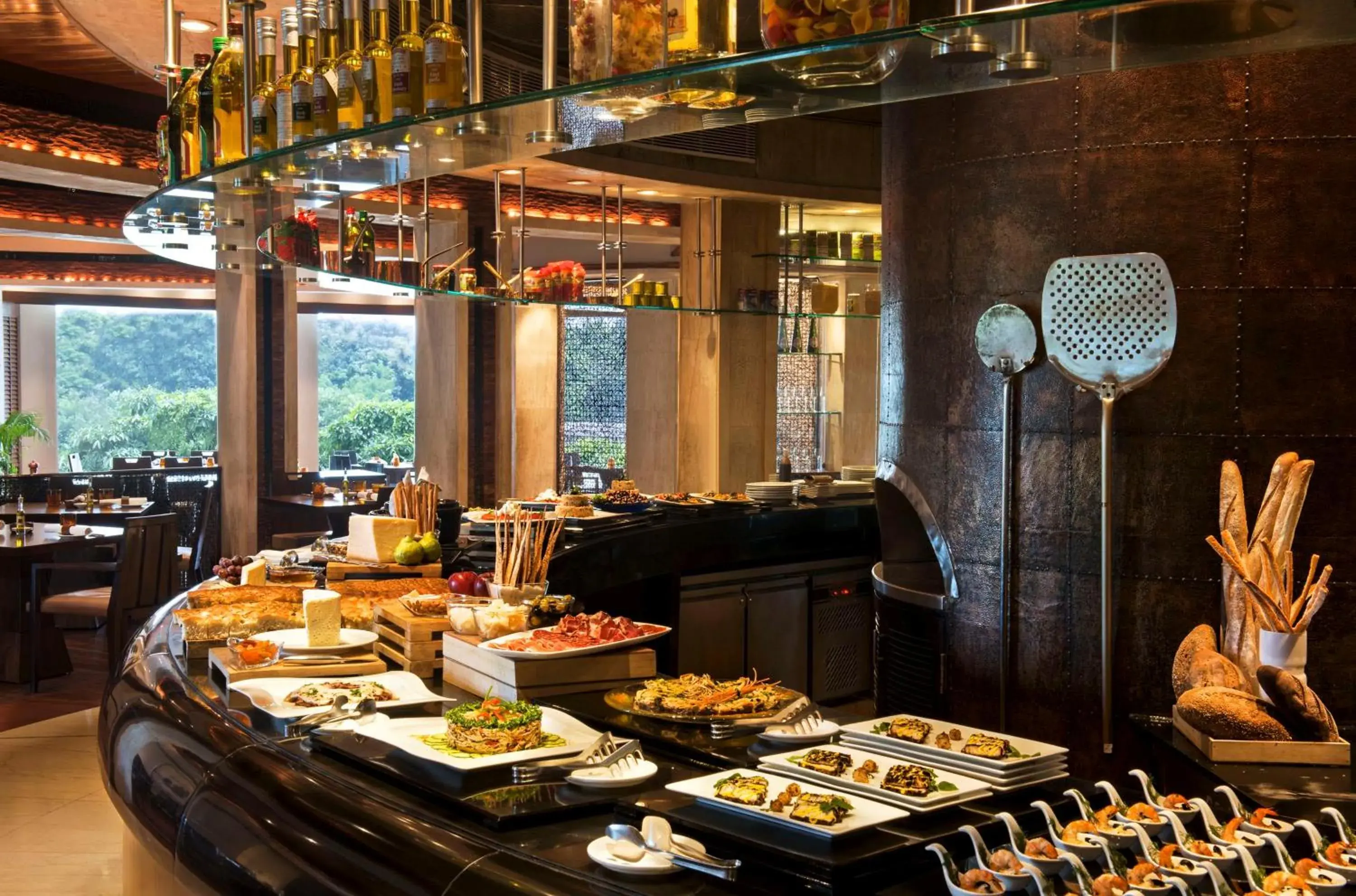 Restaurant/places to eat in Hyatt Regency Kolkata Restaurant/places to eat in Hyatt Regency Kolkata