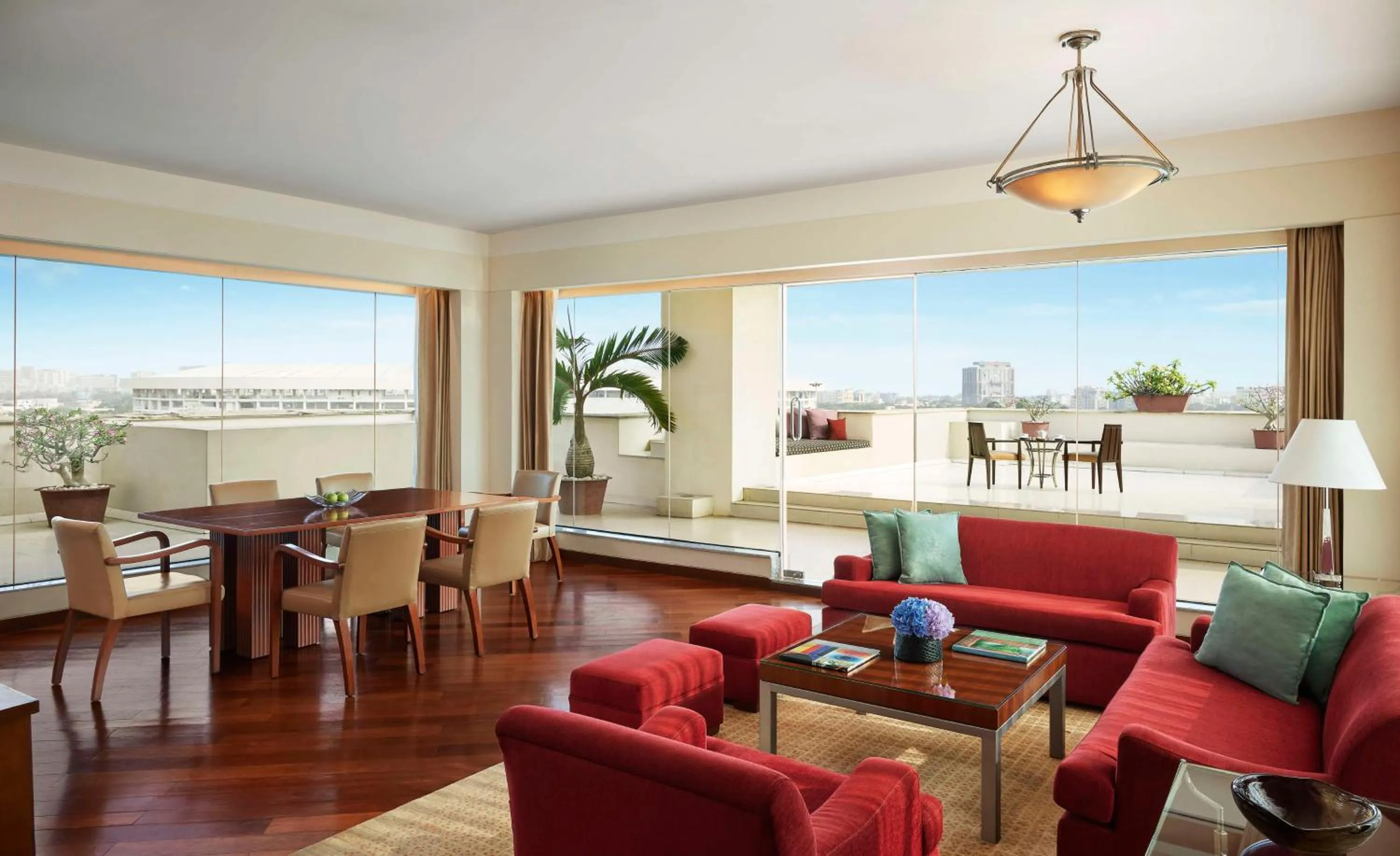 Photo of the whole room in Hyatt Regency Kolkata