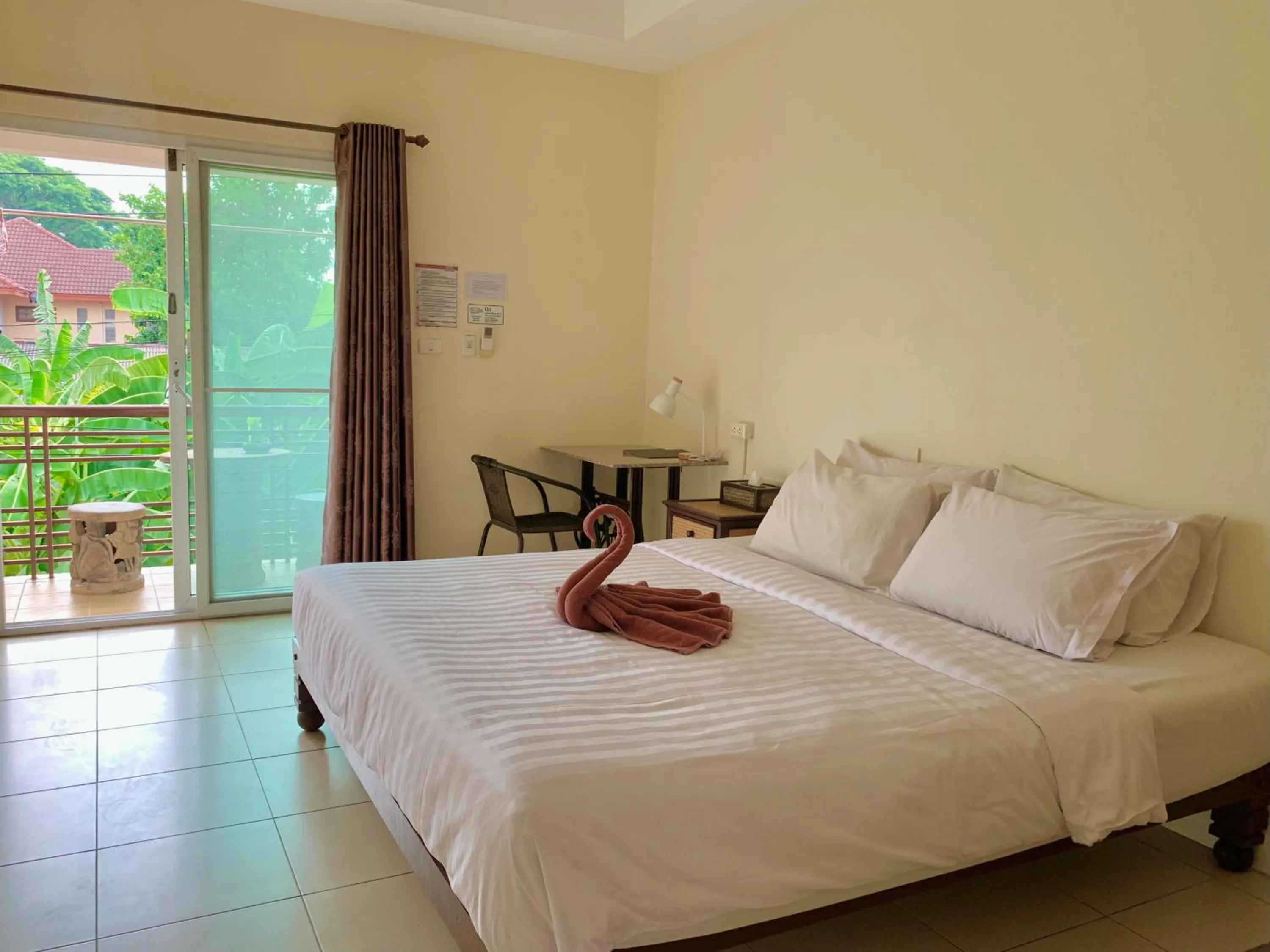 Bed in Baan Baramee House