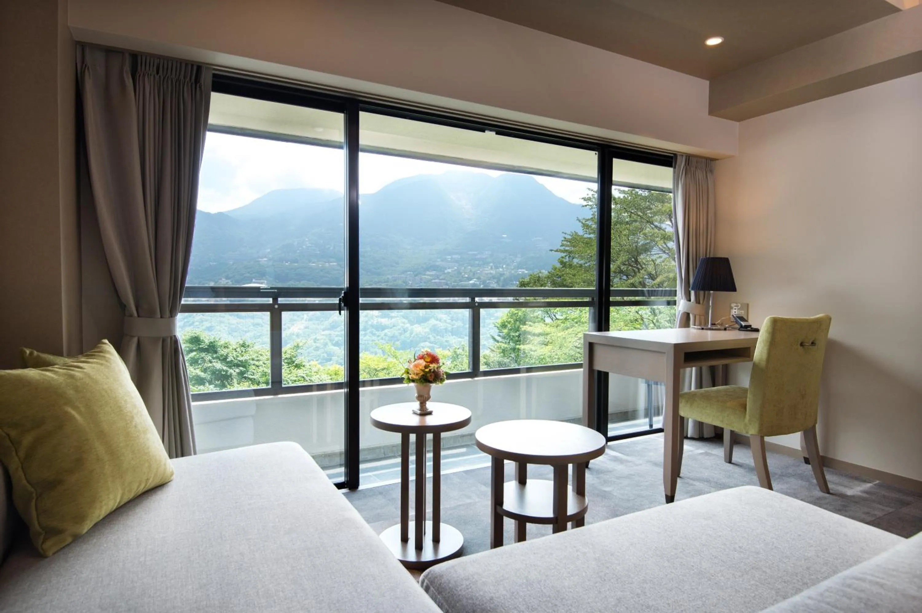 View (from property/room), Bed in Hakone Elecasa Hotel and Spa