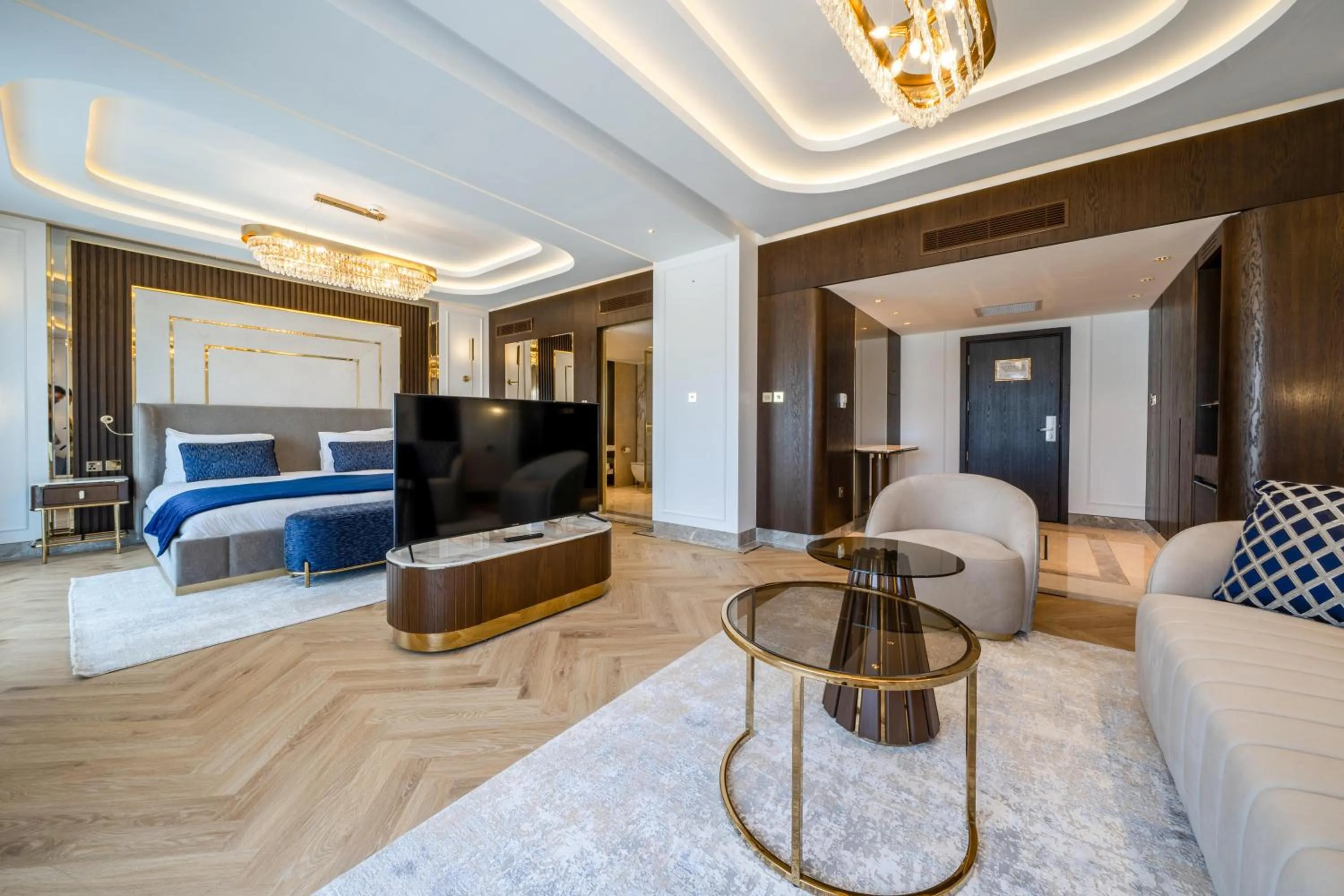 Photo of the whole room, Bed in Acapulco Resort Hotel