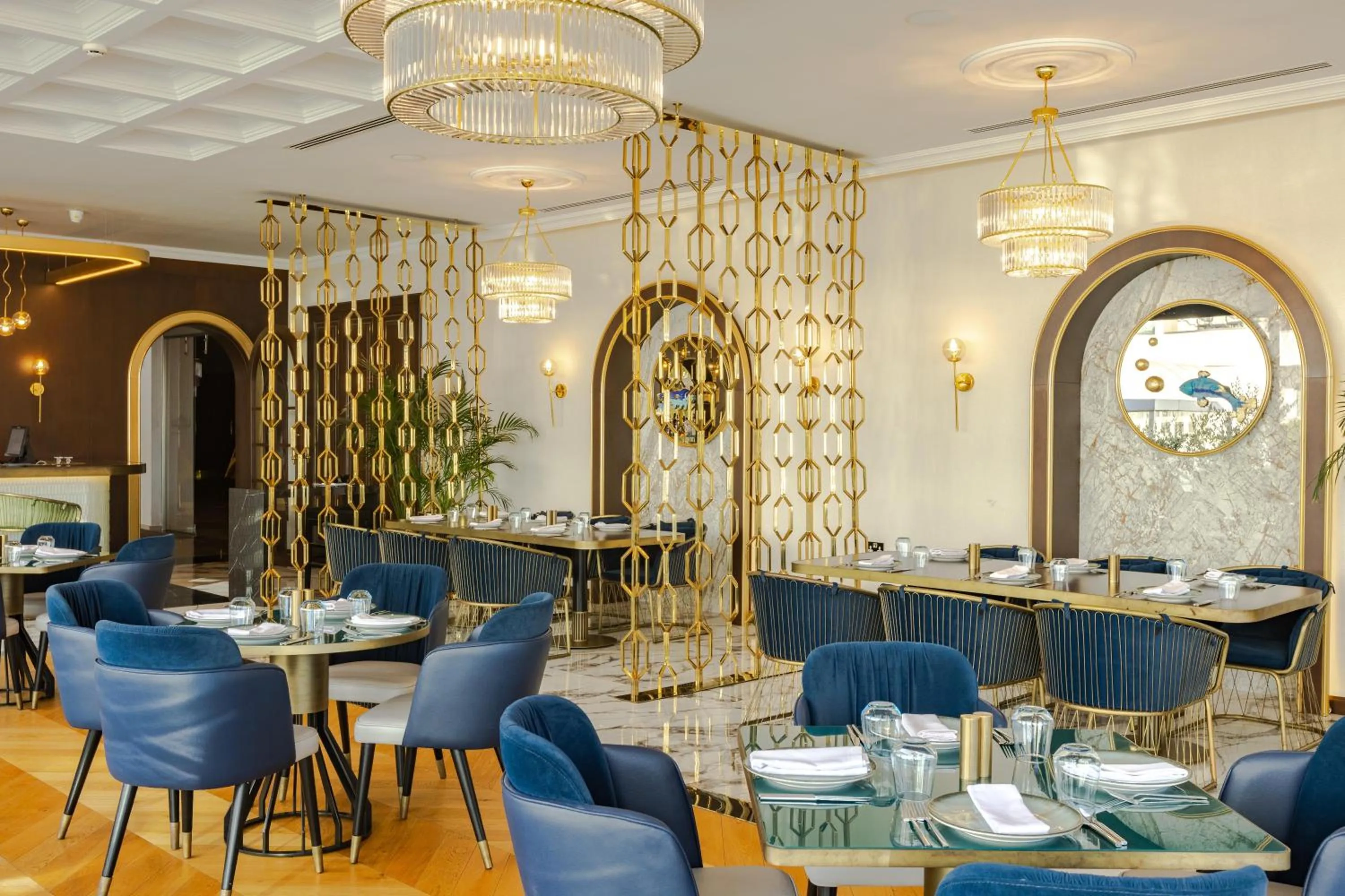 Restaurant/places to eat in Acapulco Resort Hotel