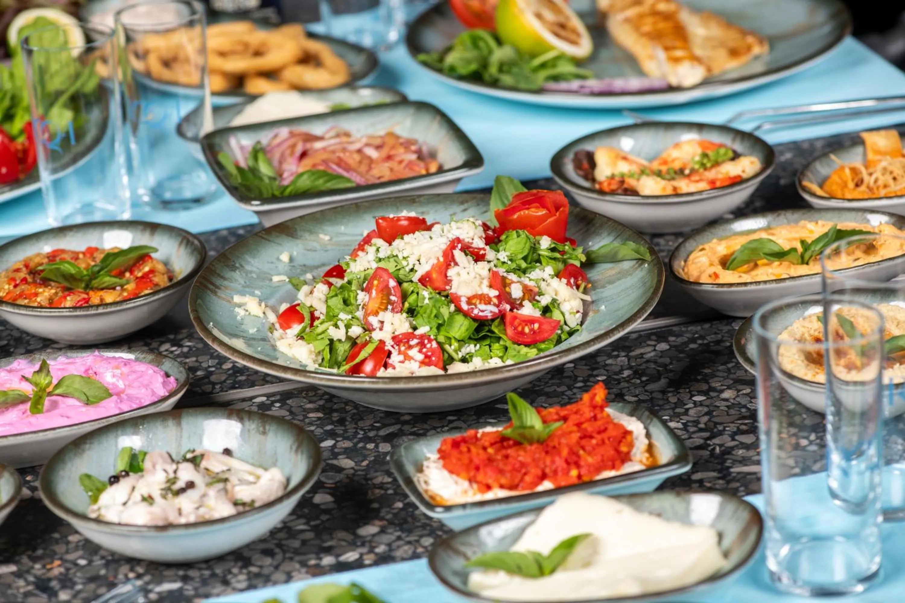 Restaurant/places to eat in Acapulco Resort Hotel