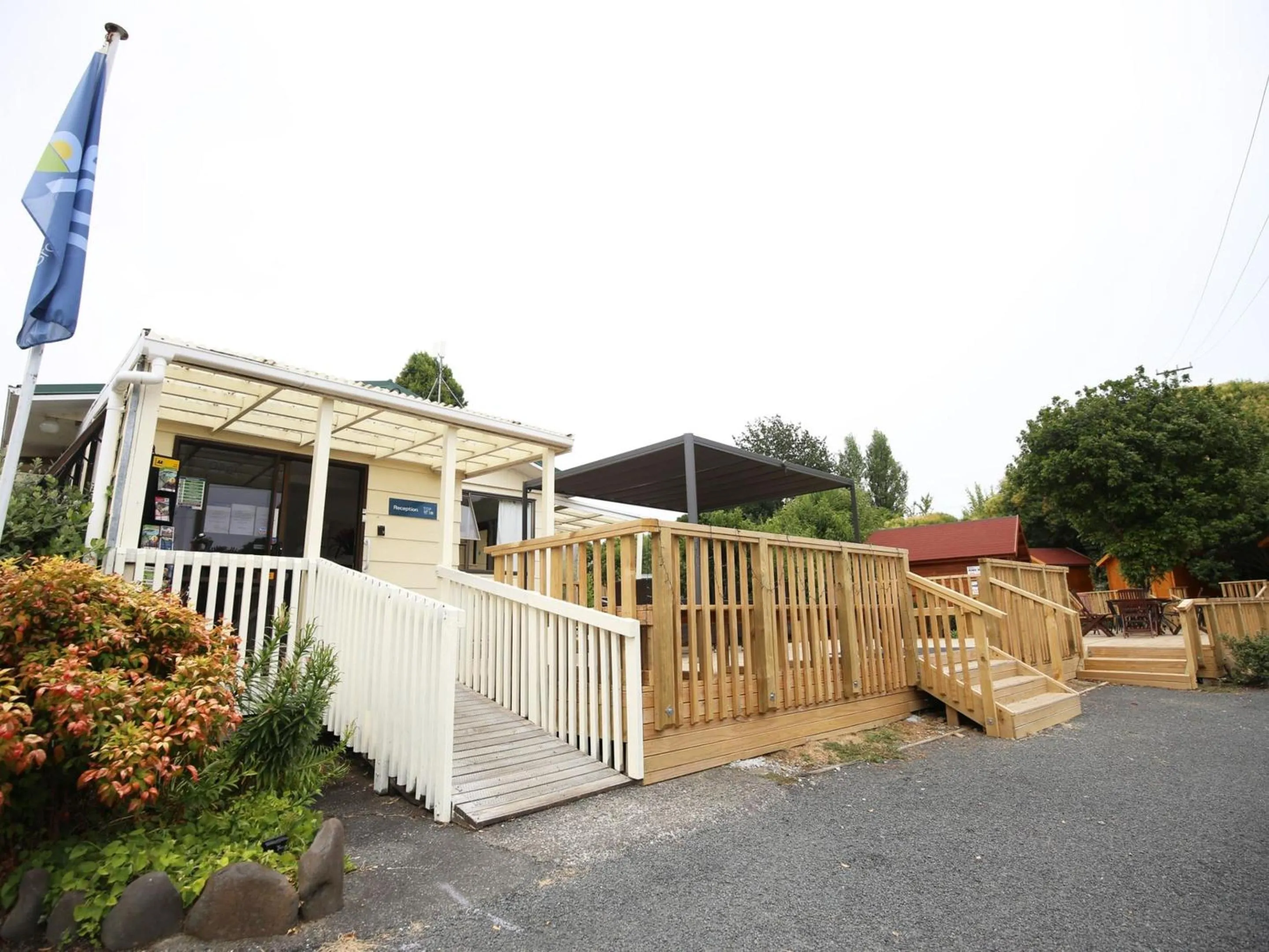 Property building in Orere Point TOP 10 Holiday Park