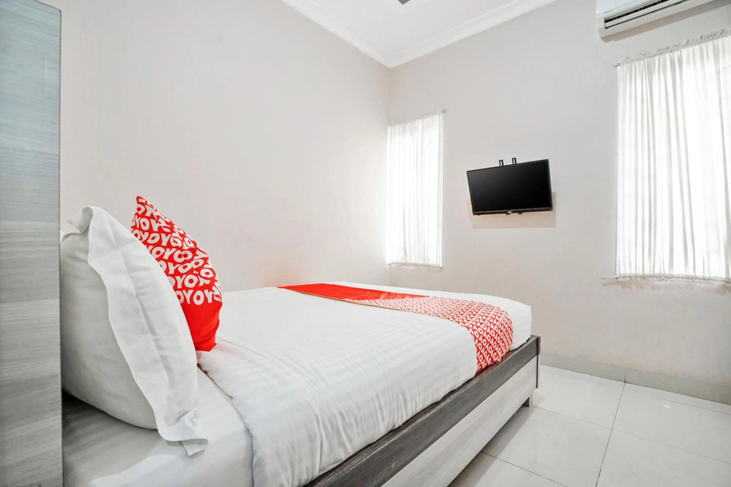 Bedroom in Super OYO 270 Madinah Residence Syariah