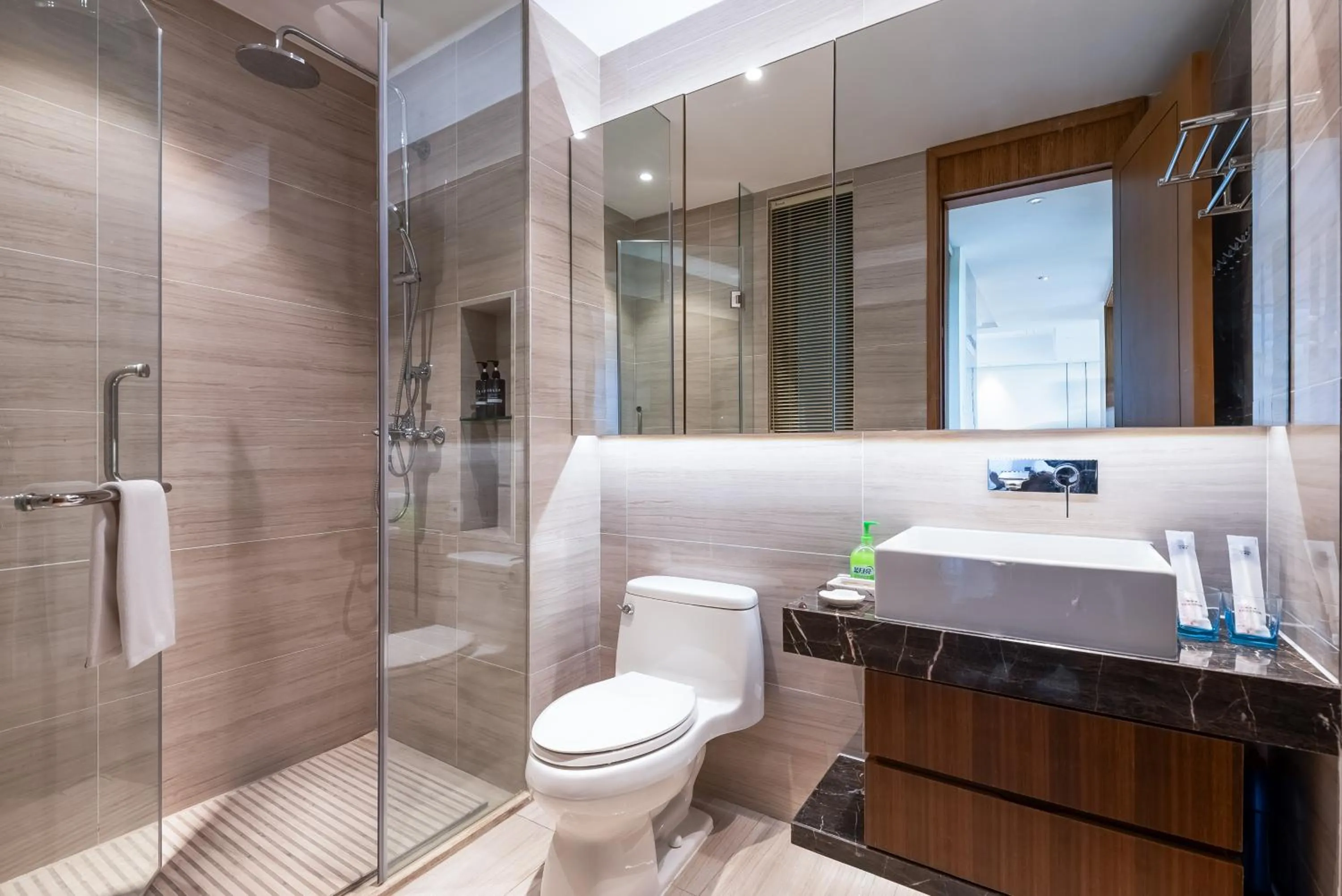 Shower in Elnob Seaview Aparthotel Hai Tang Bay Sanya