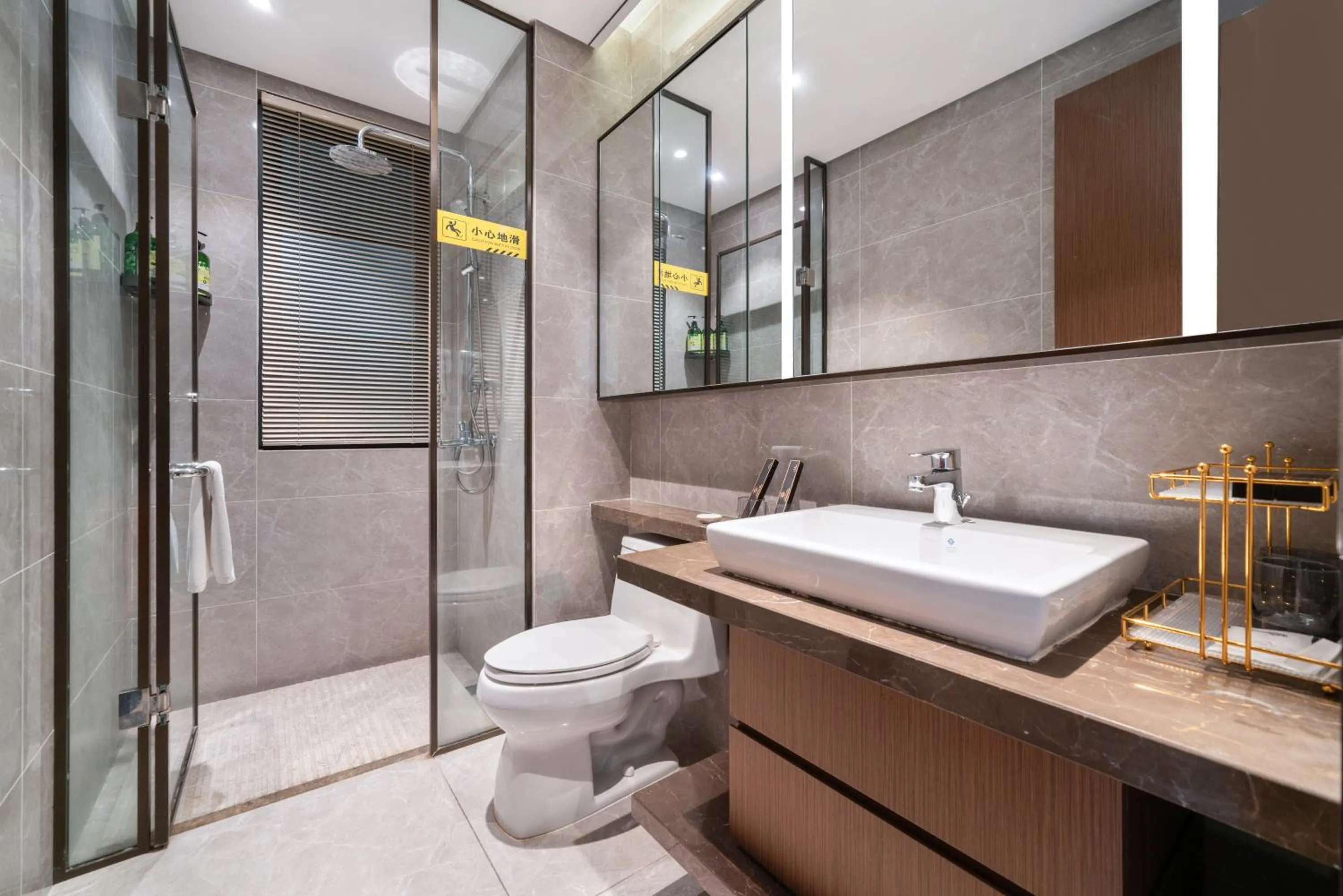 Shower in Elnob Seaview Aparthotel Hai Tang Bay Sanya