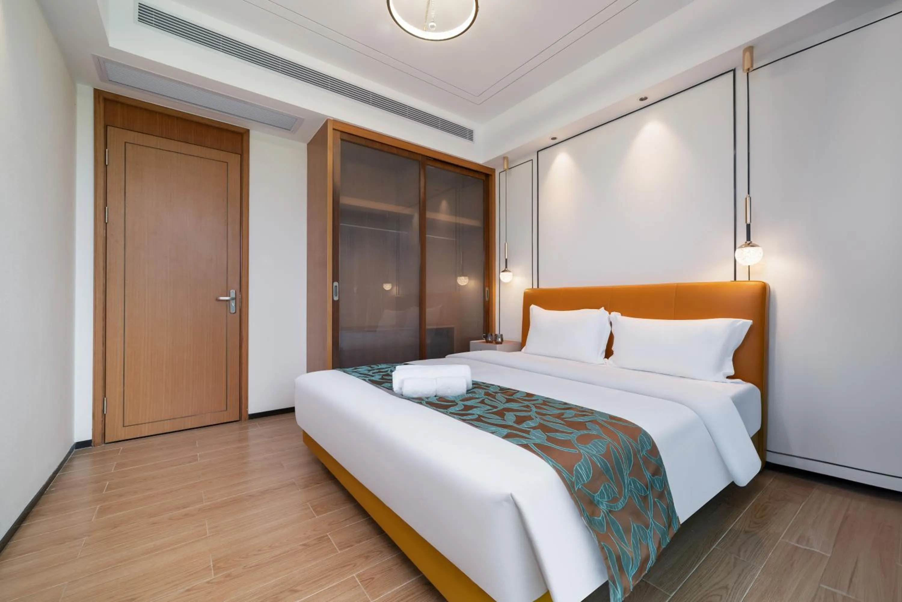 Bedroom, Bed in Elnob Seaview Aparthotel Hai Tang Bay Sanya