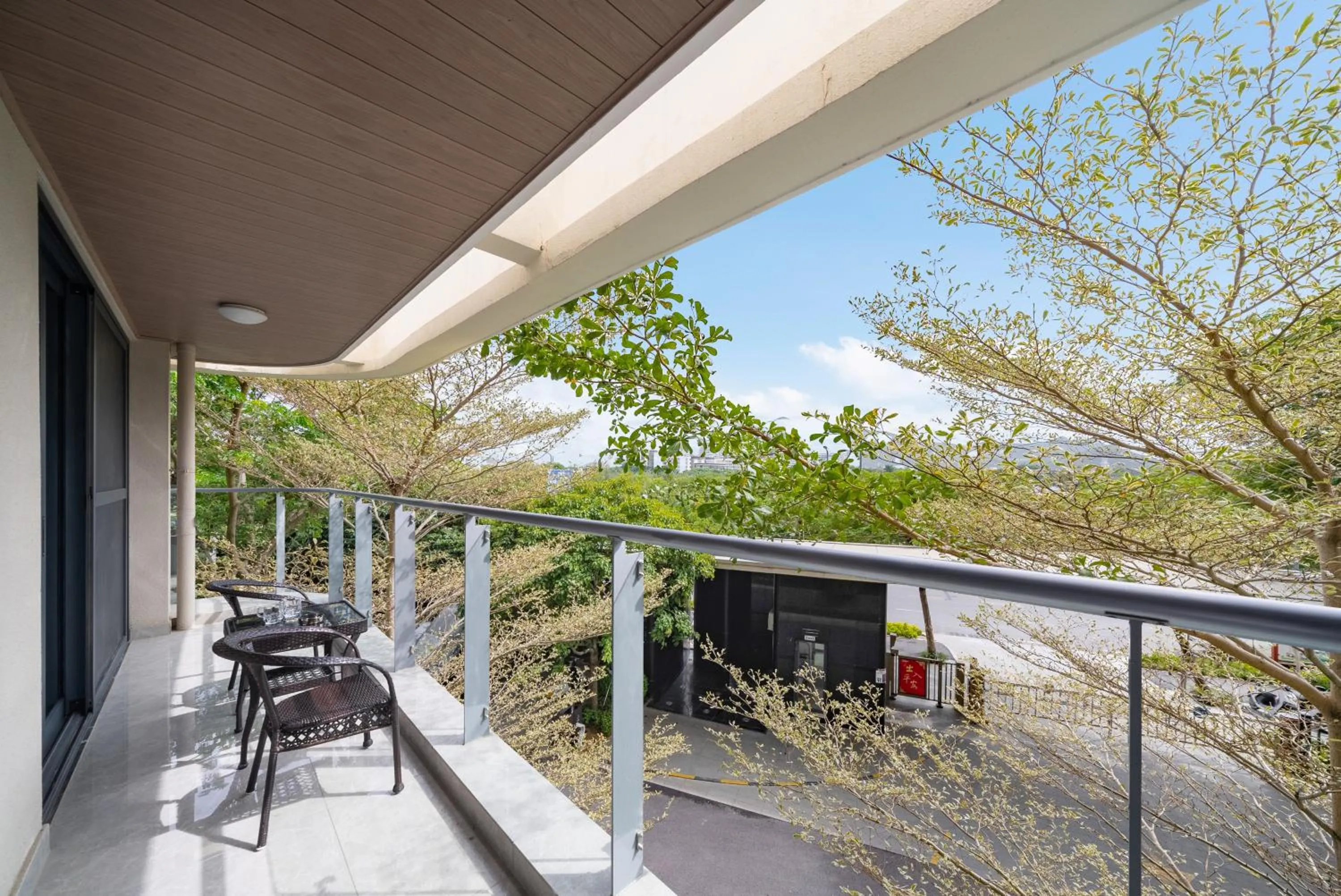 Balcony/Terrace in Elnob Seaview Aparthotel Hai Tang Bay Sanya