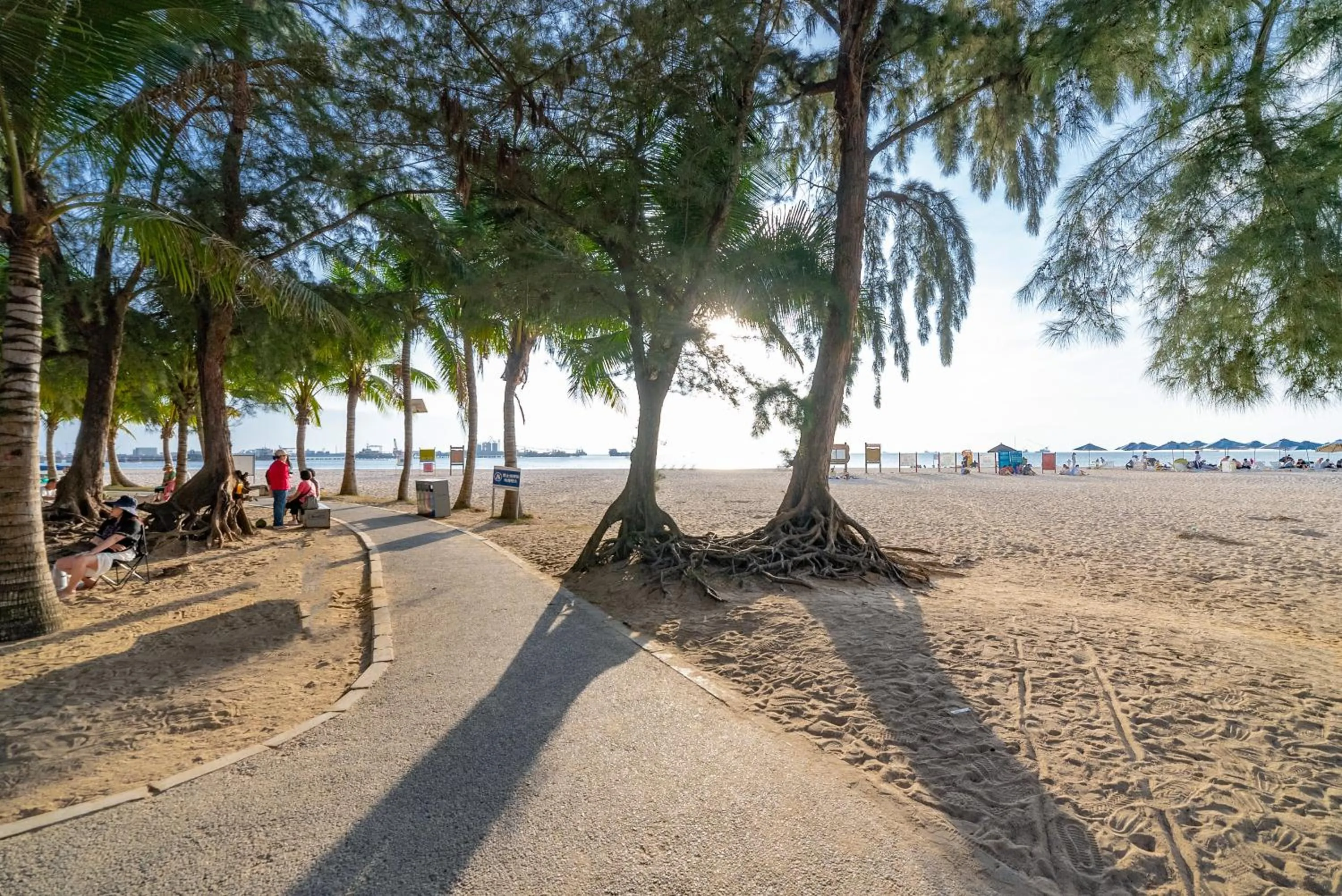 Beach in Elnob Seaview Aparthotel Hai Tang Bay Sanya
