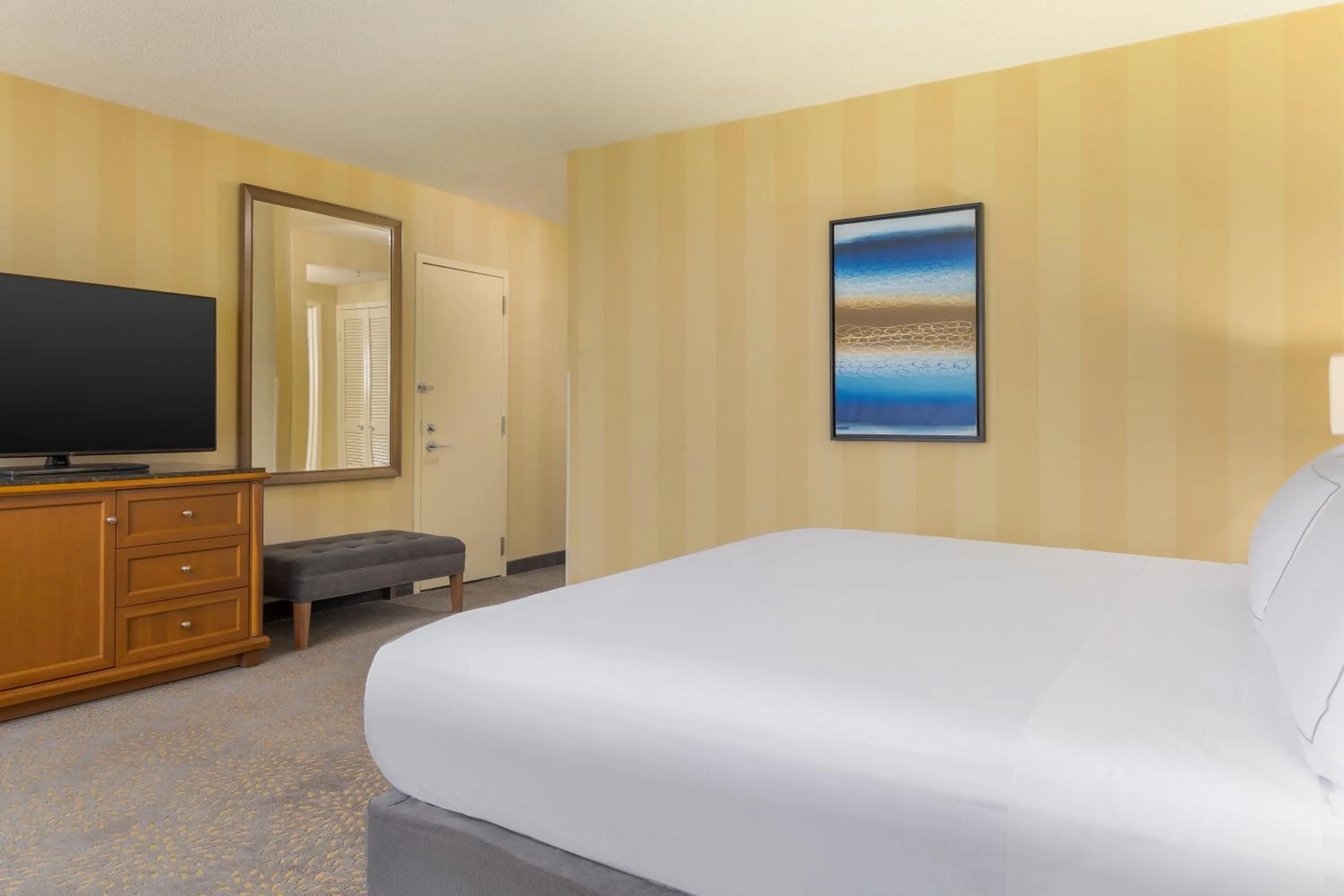 Bed in Doubletree by Hilton London