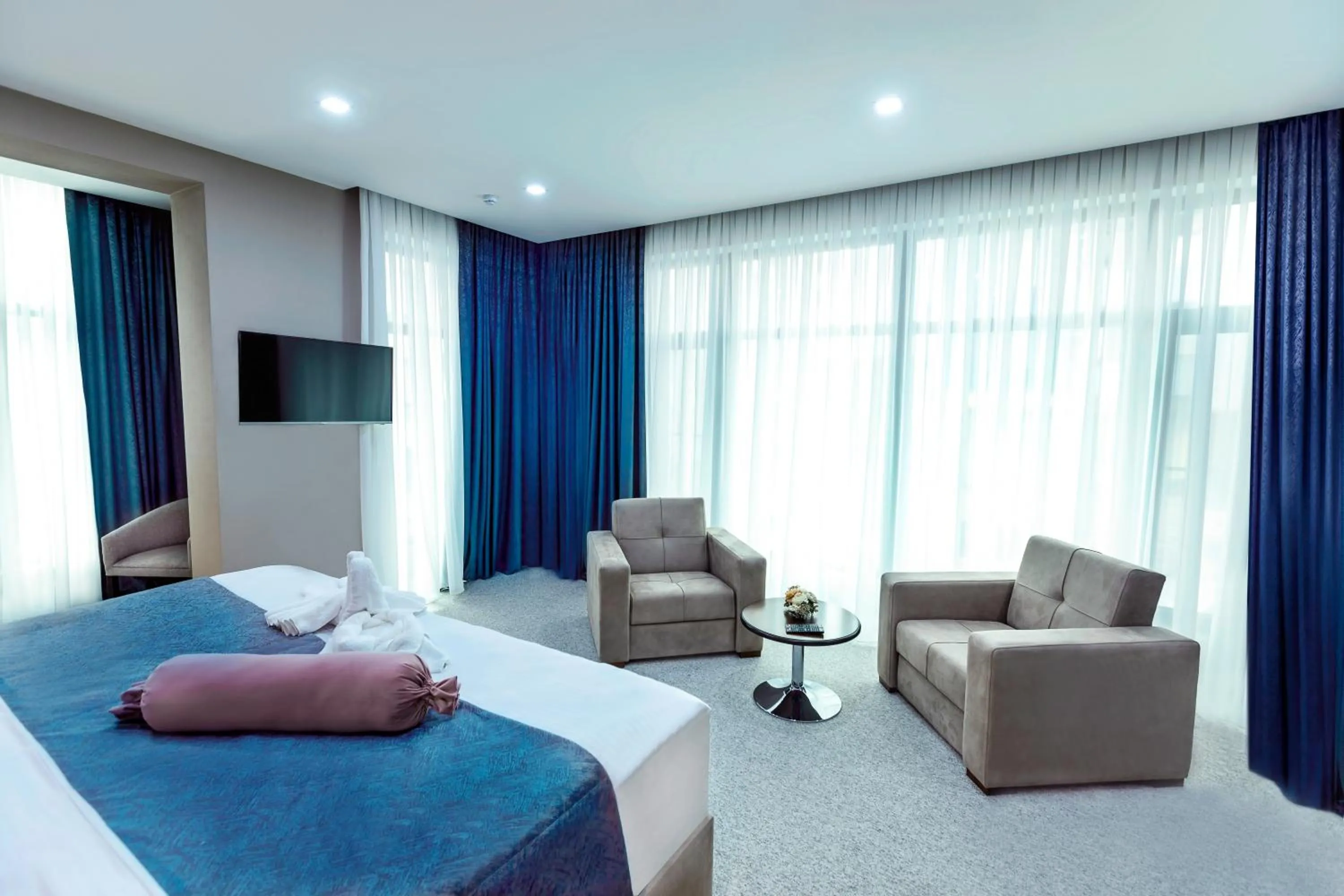 Decorative detail, Bed in Parallel Hotel