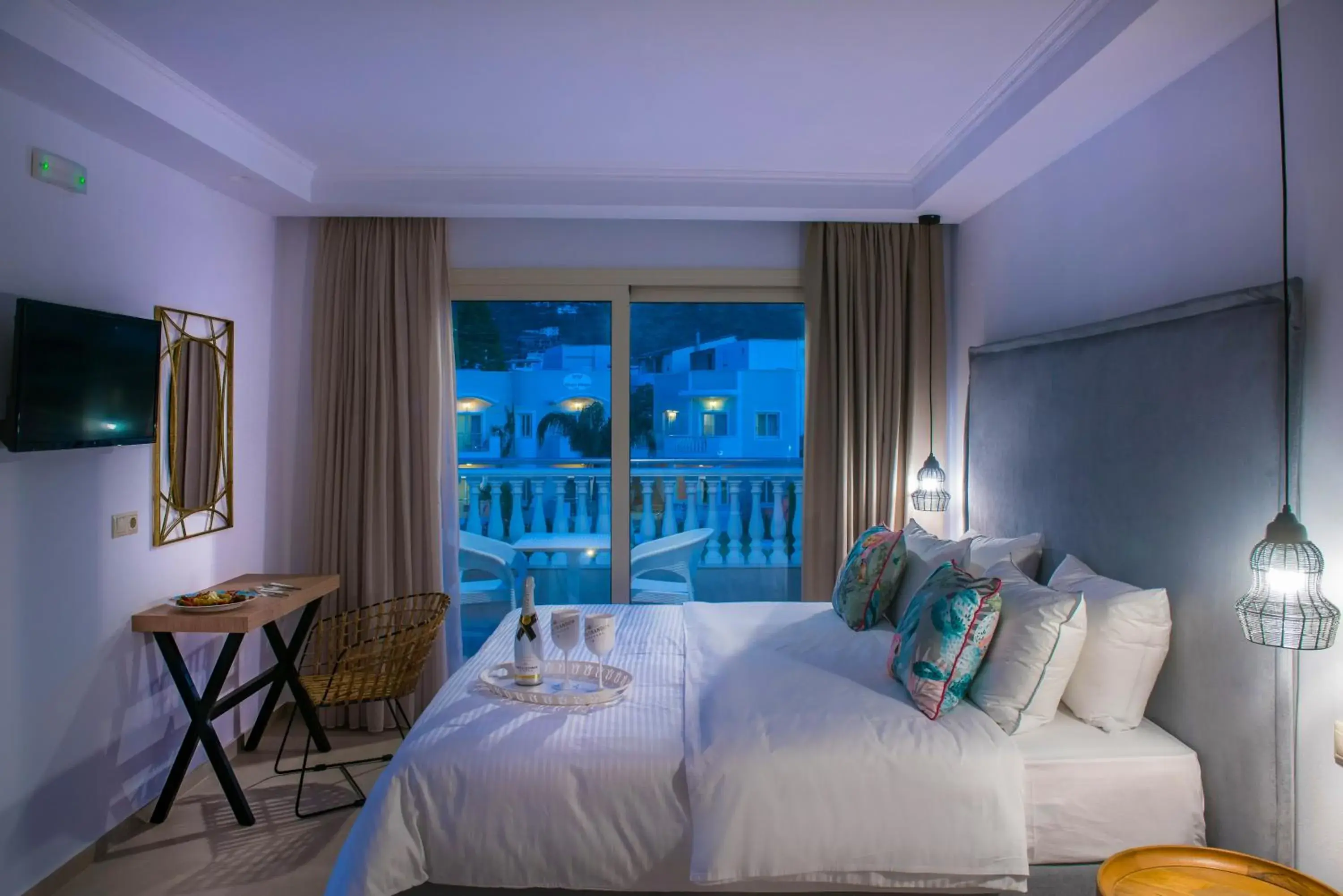 Superior Twin/Double Studio in Sarpidon Apartments Superior Twin/Double Studio in Sarpidon Apartments