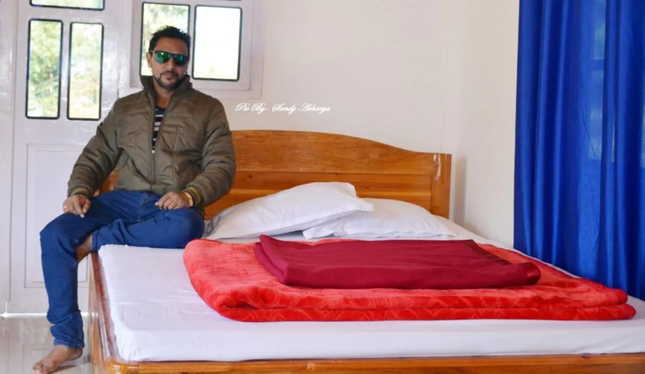 Bed in Orange Orchard