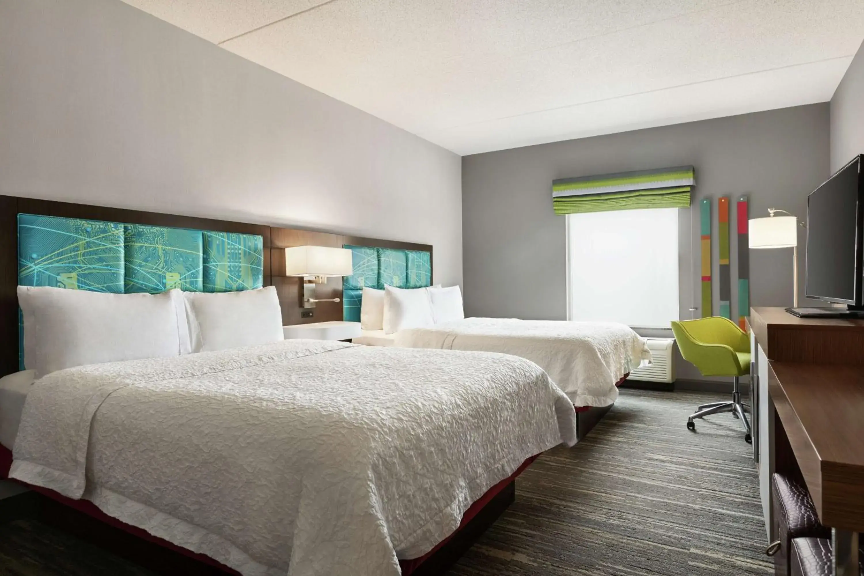 Bed in Hampton Inn London Ontario Bed in Hampton Inn London Ontario