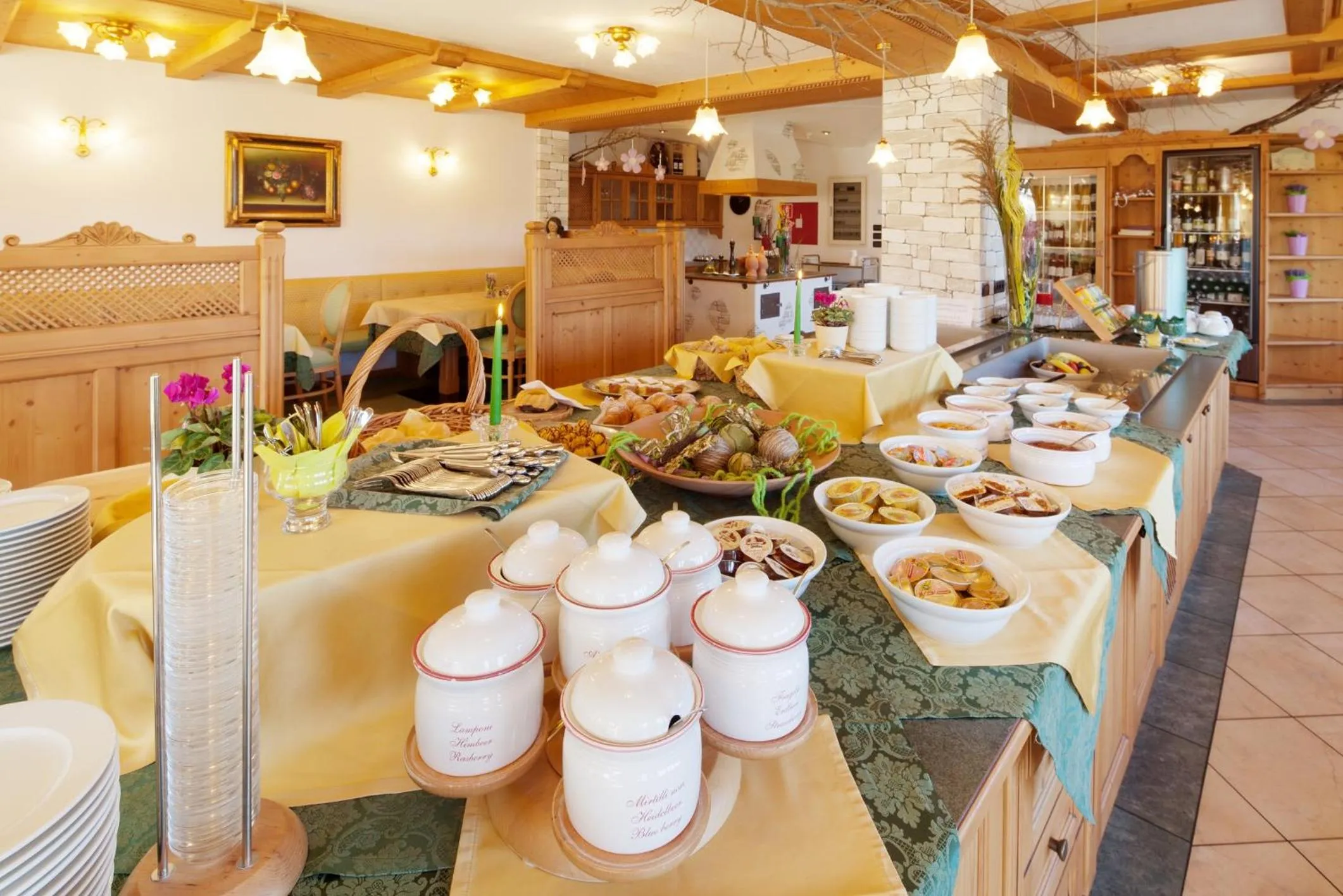 Breakfast in Hotel Antermoia