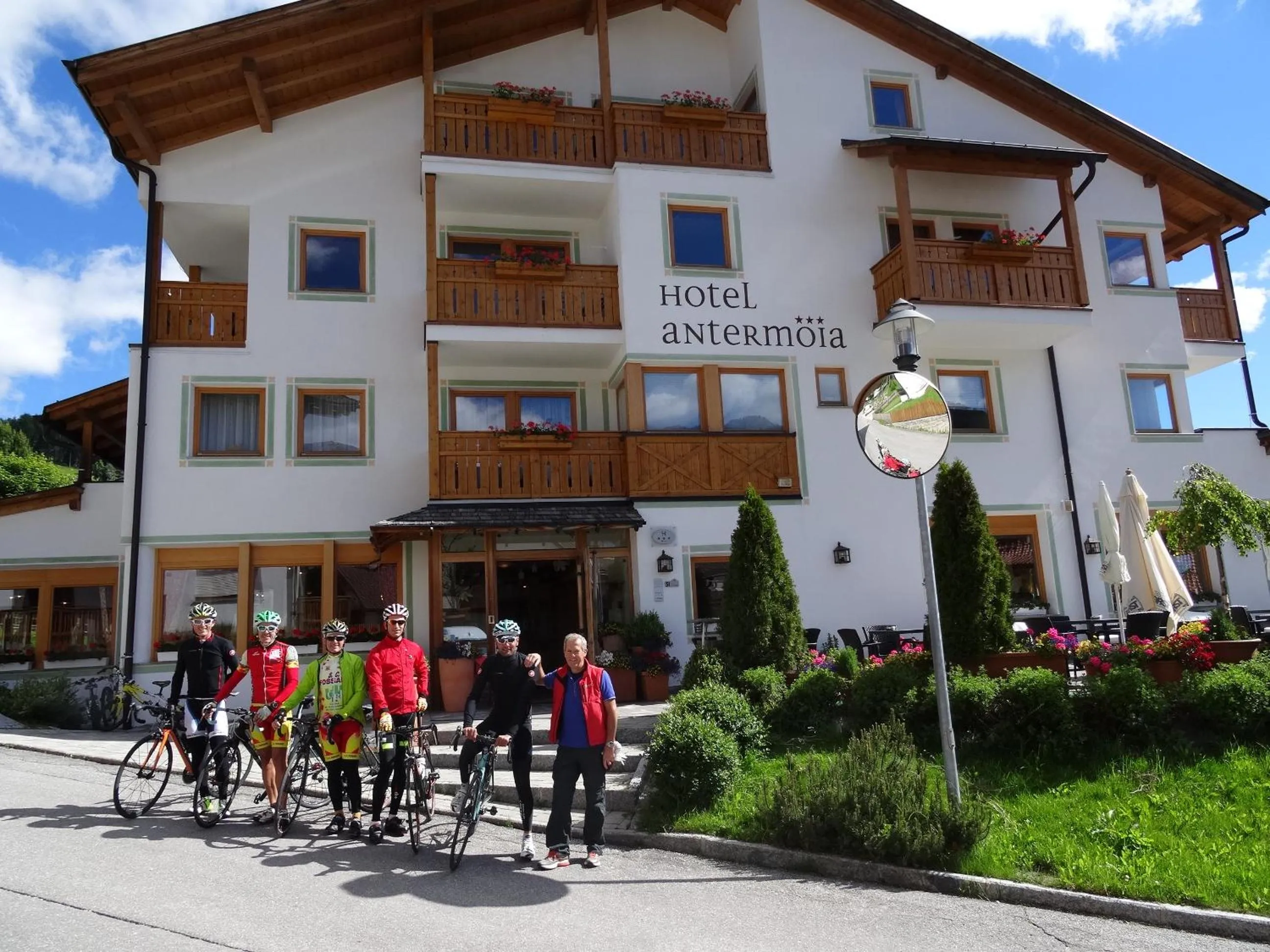 Facade/entrance in Hotel Antermoia