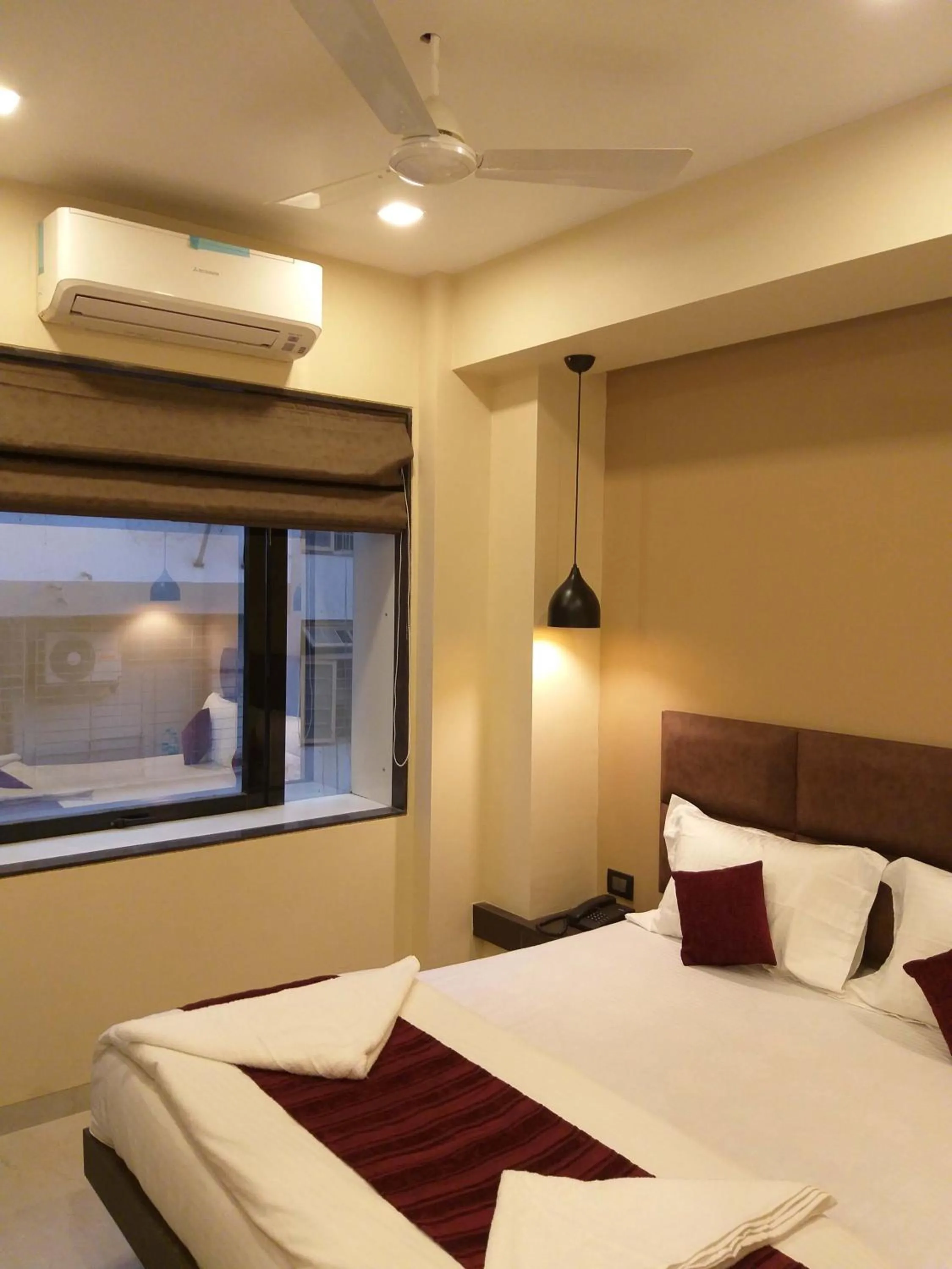 Bedroom, Bed in The Fountain Inn - Fort