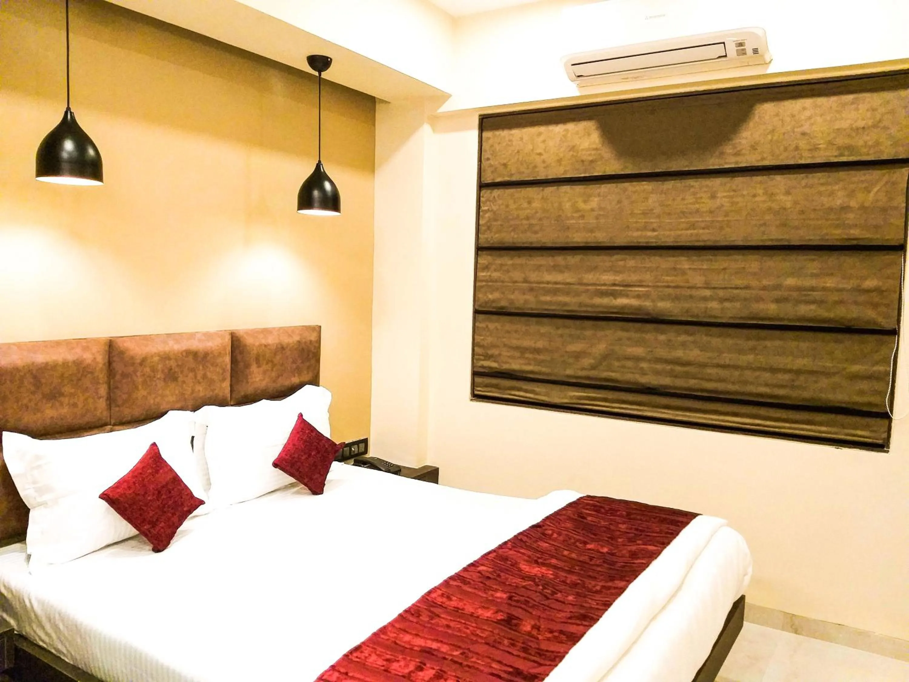 Bedroom, Bed in The Fountain Inn - Fort