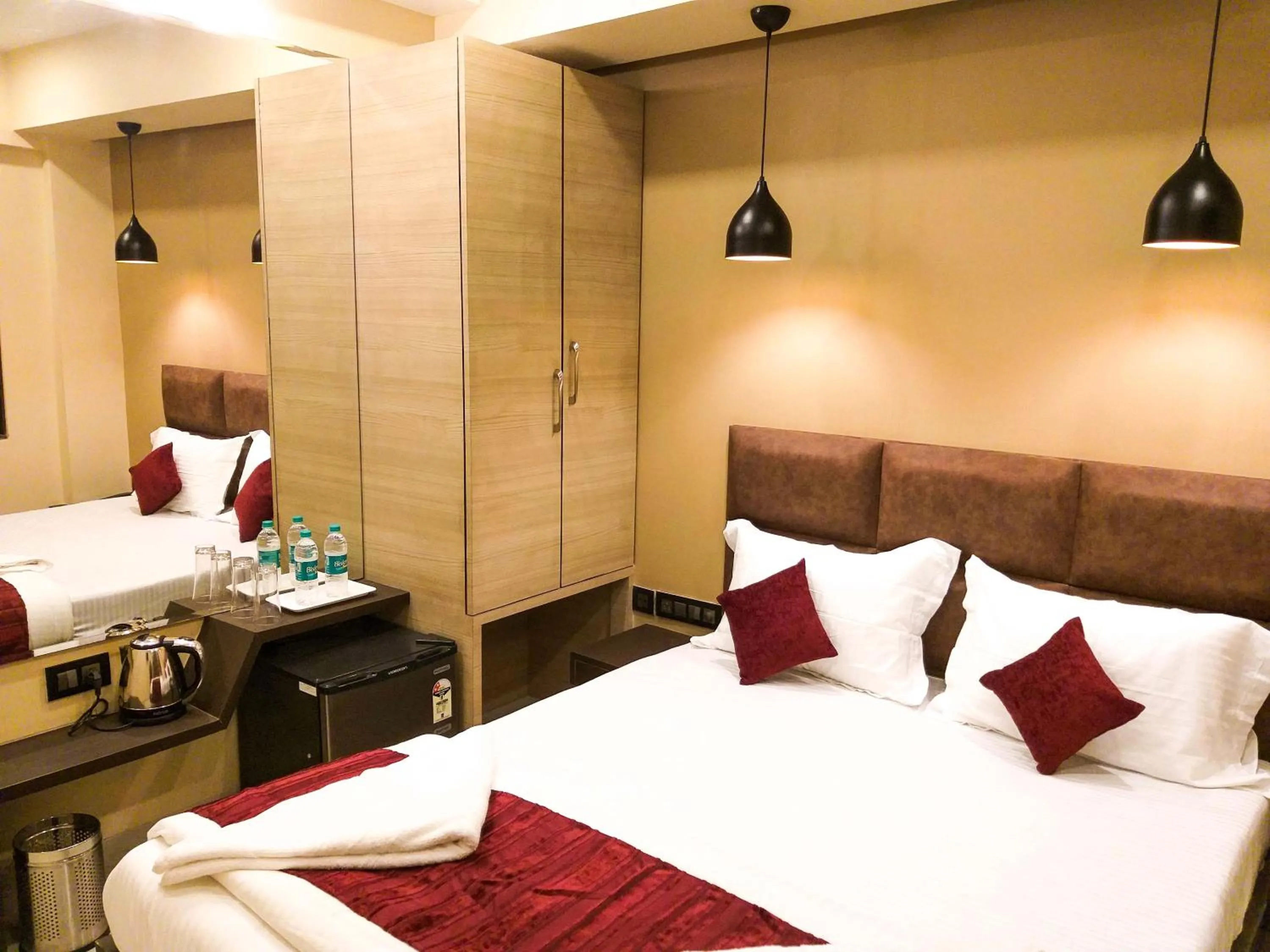 Photo of the whole room, Bed in The Fountain Inn - Fort