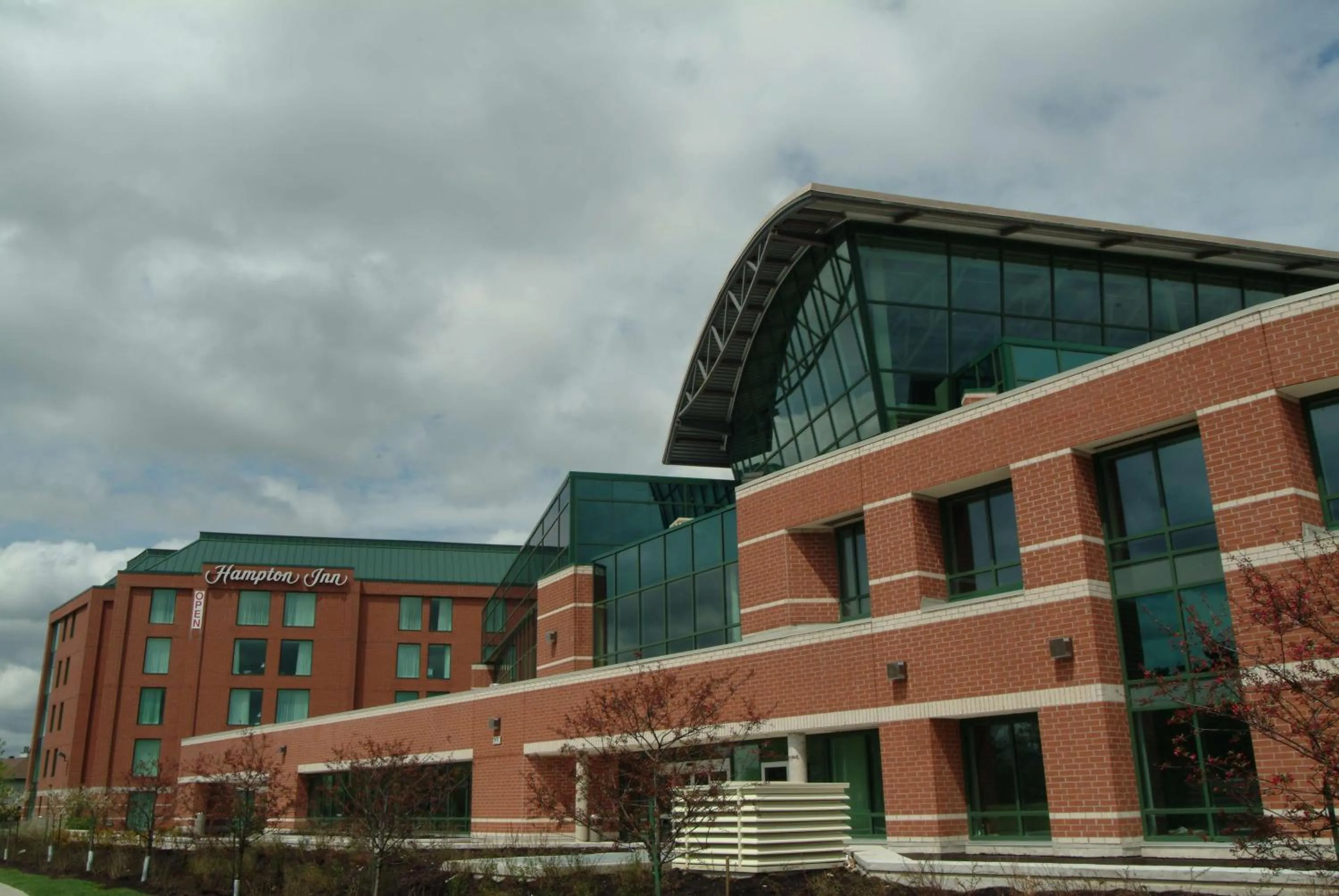 Property building in Hampton by Hilton Ottawa