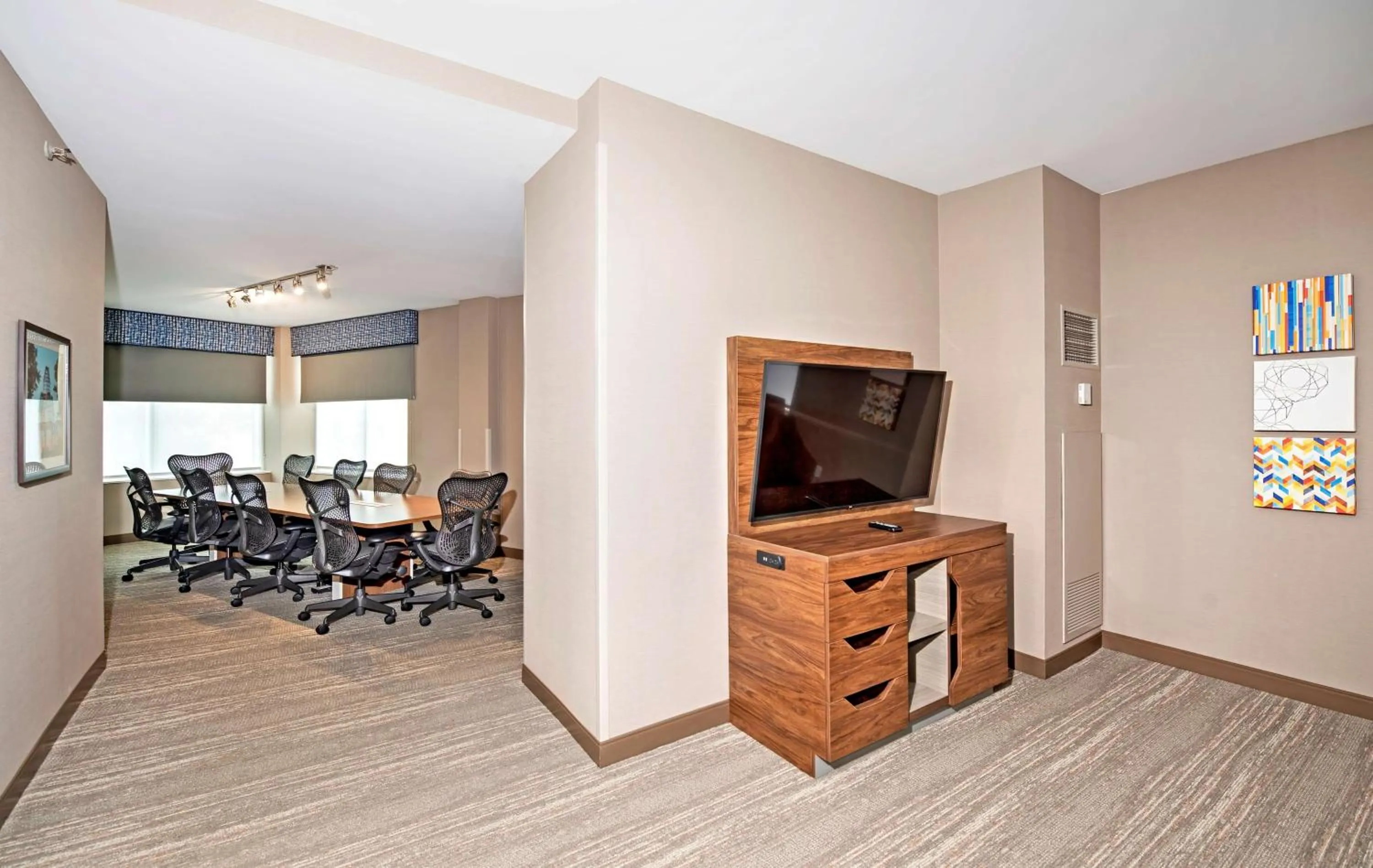 Bedroom in Hampton by Hilton Ottawa